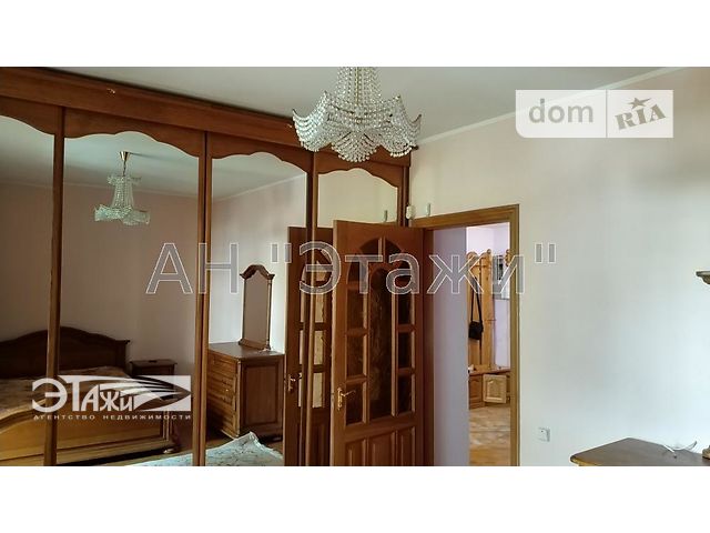Продажа квартиры, 3 ком., Киев, р‑н. Днепровский, Строителей ул., 28/15 Продажа квартиры, 3 ком., Киев, р‑н. Днепровский, Строителей ул., 28/15