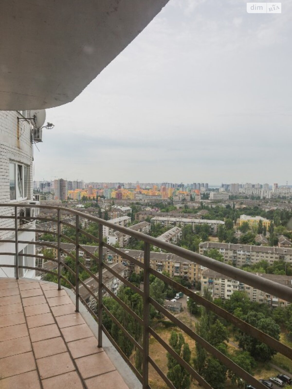 Продажа трехкомнатной квартиры в Киеве, на бул. Верховного Совета 14Б, район Днепровский фото 1