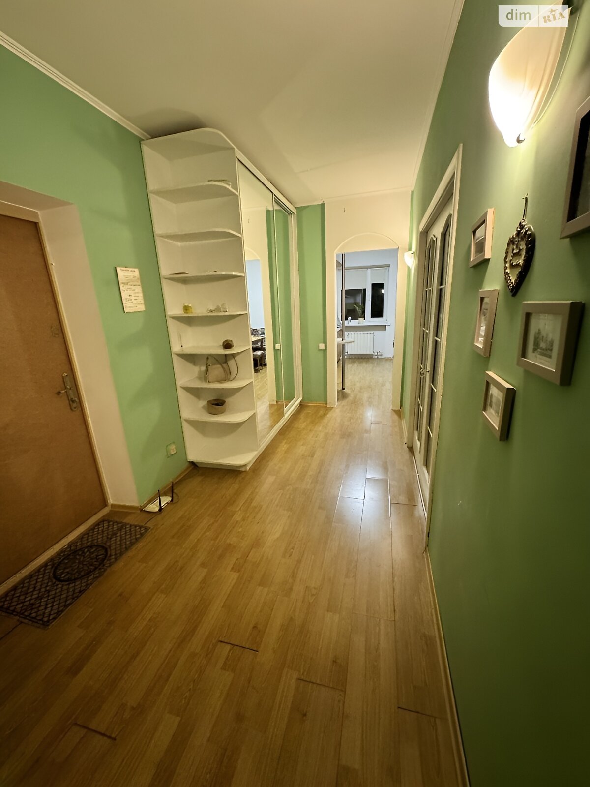 Продаж двокімнатної квартири в Києві, на бул. Верховної Ради 14Б, район Дніпровський фото 1 Продаж двокімнатної квартири в Києві, на бул. Верховної Ради 14Б, район Дніпровський фото 1