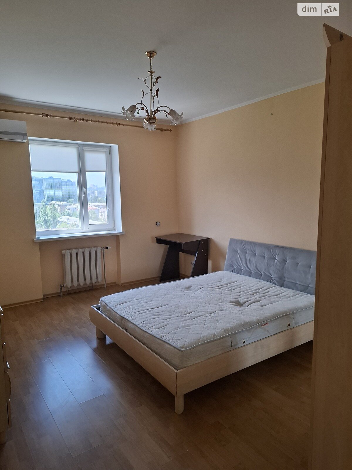 Продаж двокімнатної квартири в Києві, на бул. Верховної Ради 14Б, район Дніпровський фото 1 Продаж двокімнатної квартири в Києві, на бул. Верховної Ради 14Б, район Дніпровський фото 1