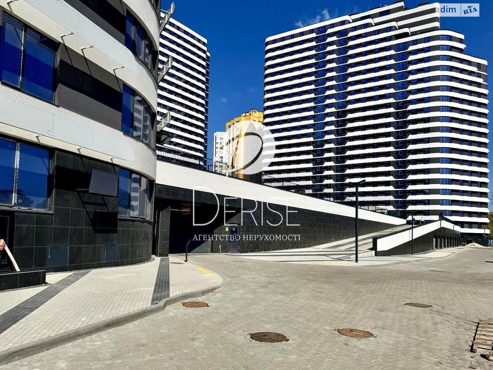 Продаж двокімнатної квартири в Києві, на вул. Воскресенська 2В, район Дніпровський фото 1