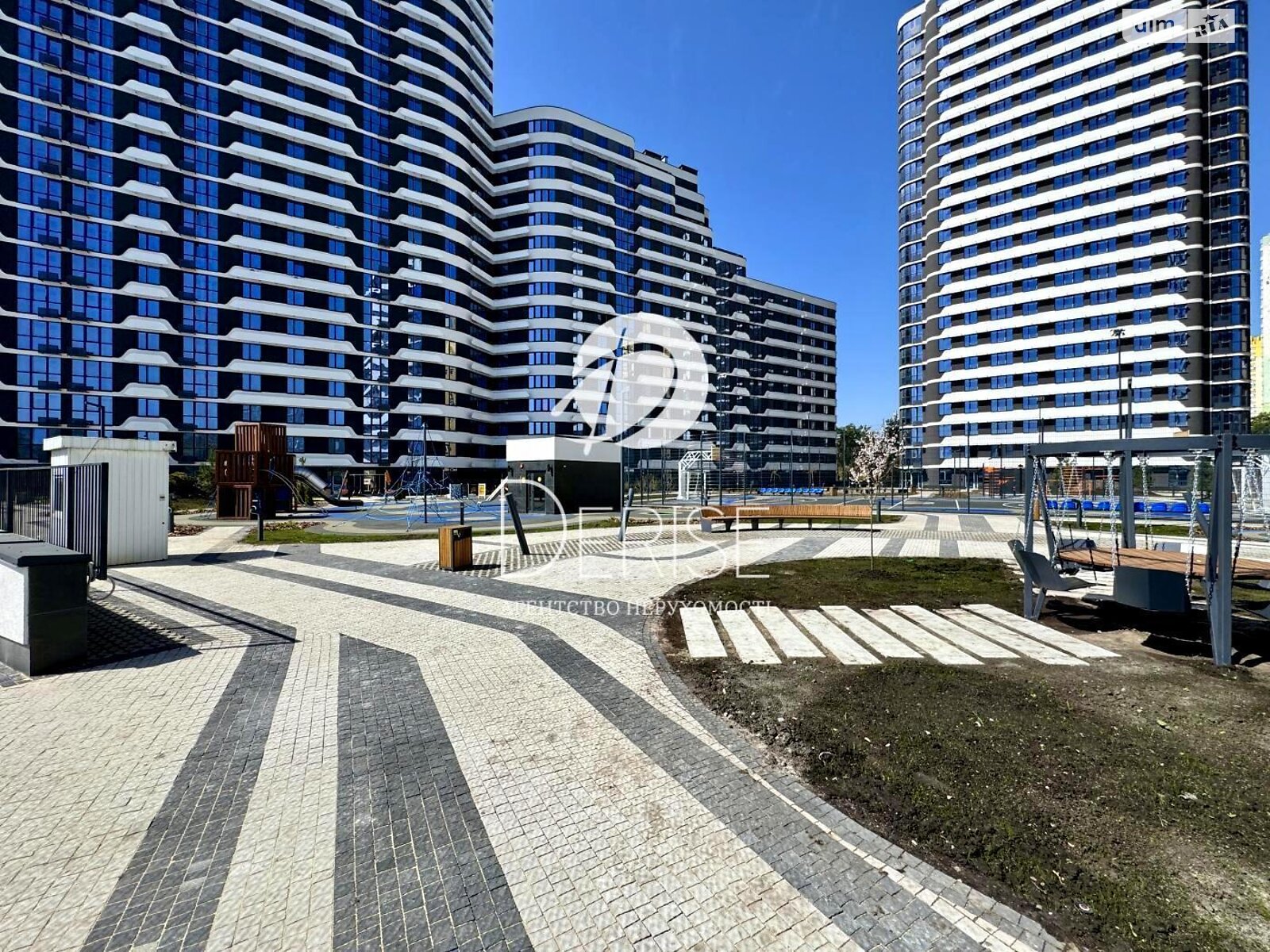 Продаж двокімнатної квартири в Києві, на вул. Воскресенська 2В, район Дніпровський фото 1