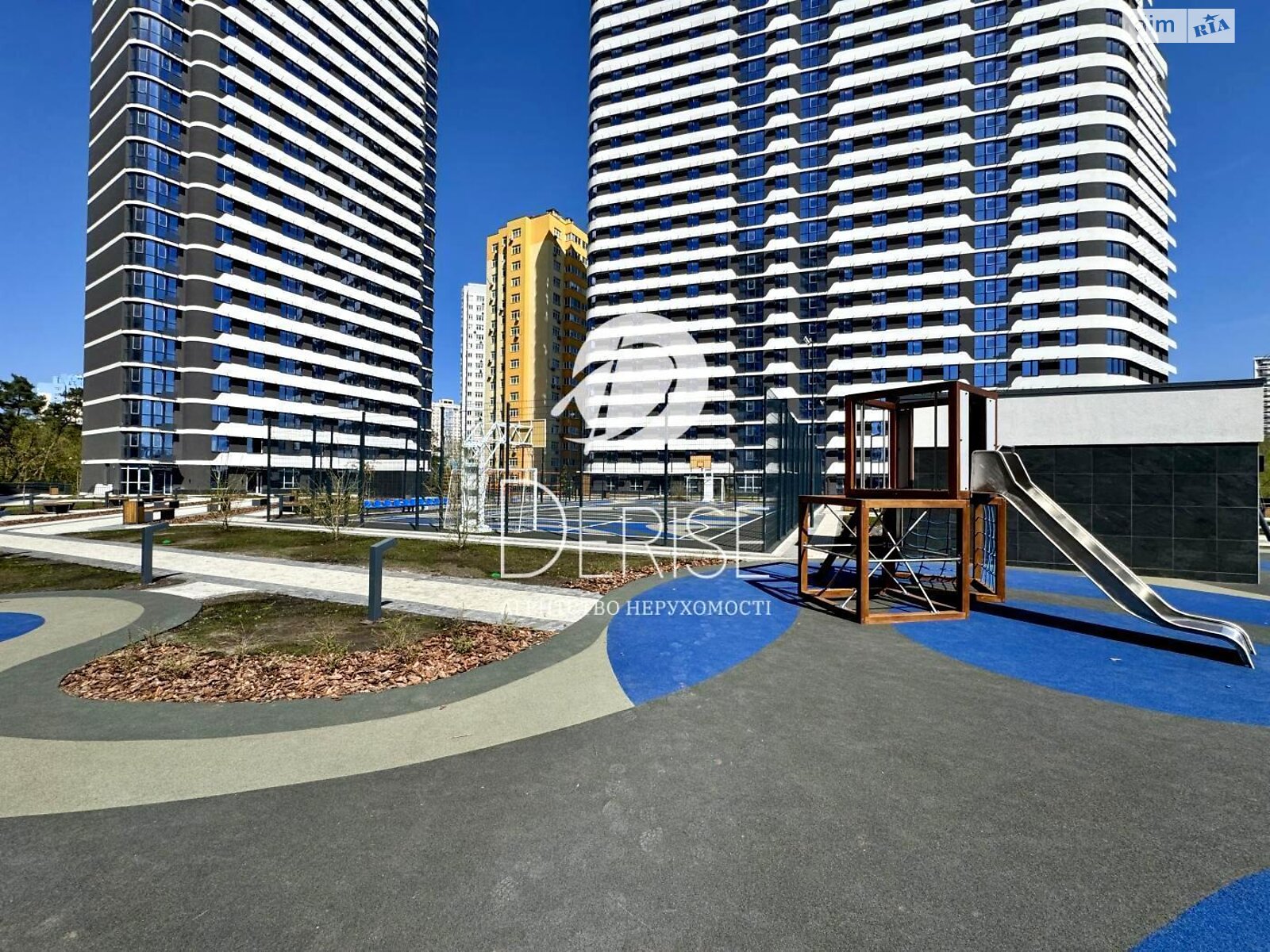 Продаж двокімнатної квартири в Києві, на вул. Воскресенська 2В, район Дніпровський фото 1