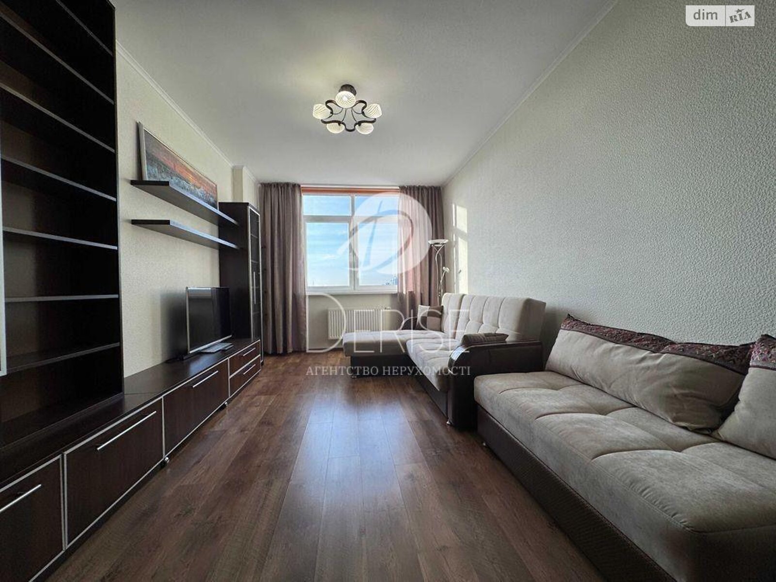 Продаж двокімнатної квартири в Києві, на вул. Воскресенська 18, район Дніпровський фото 1 Продаж двокімнатної квартири в Києві, на вул. Воскресенська 18, район Дніпровський фото 1