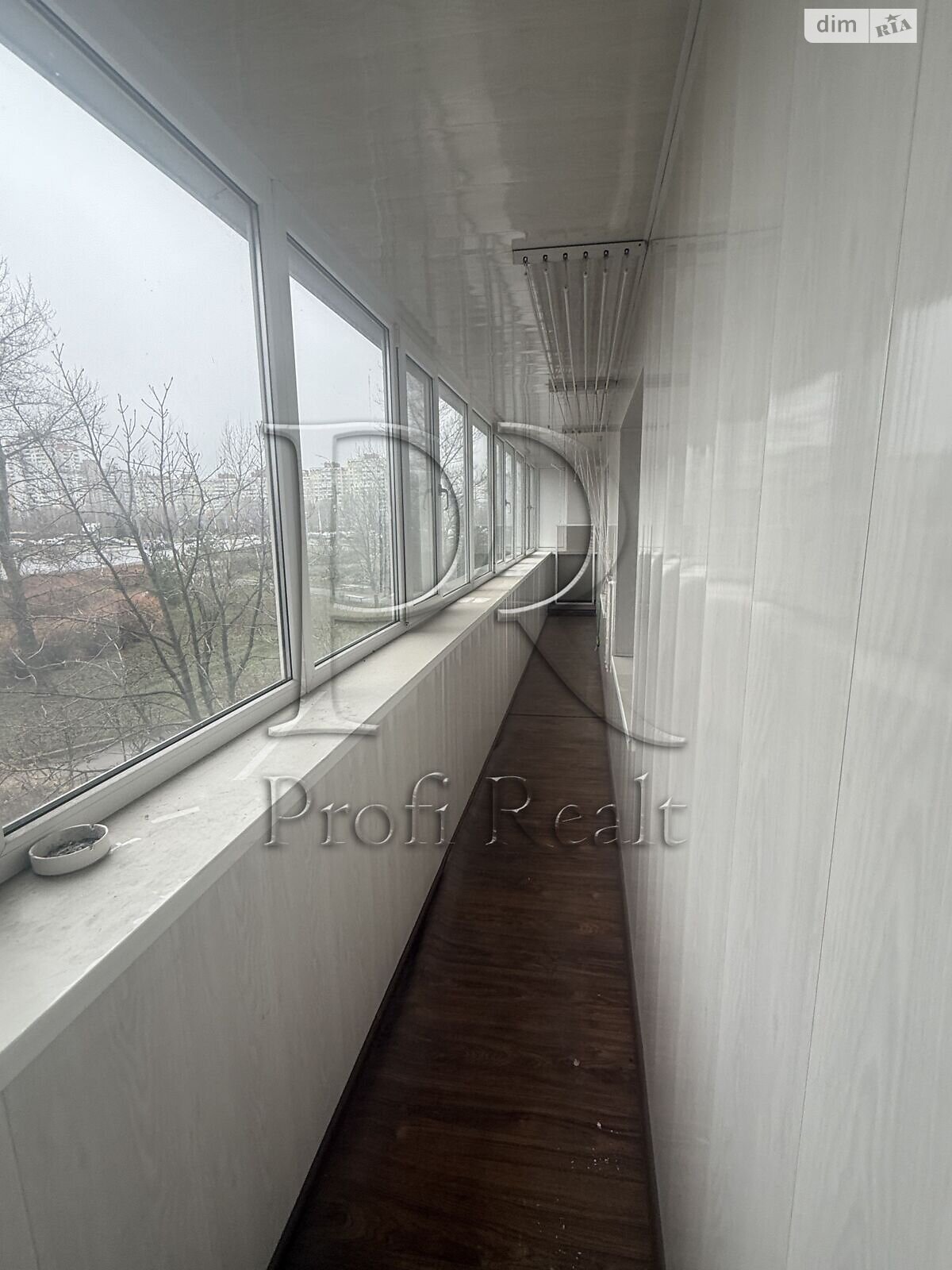 Продаж трикімнатної квартири в Києві, на просп. Воскресенський 56, район Дніпровський фото 1 Продаж трикімнатної квартири в Києві, на просп. Воскресенський 56, район Дніпровський фото 1