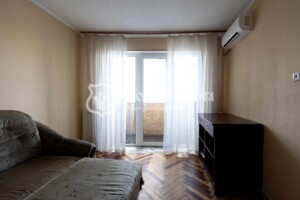 Продажа двухкомнатной квартиры в Киеве, на просп. Соборности 9, район Днепровский фото 2 Продажа двухкомнатной квартиры в Киеве, на просп. Соборности 9, район Днепровский фото 2