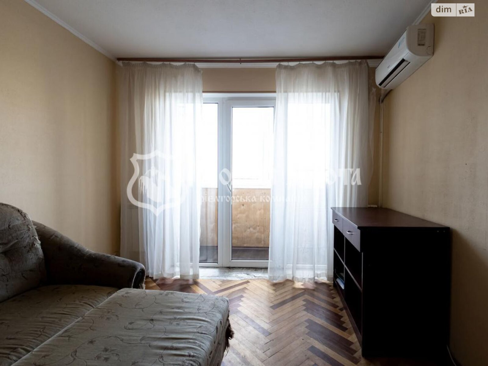 Продажа двухкомнатной квартиры в Киеве, на просп. Соборности 9, район Днепровский фото 1 Продажа двухкомнатной квартиры в Киеве, на просп. Соборности 9, район Днепровский фото 1