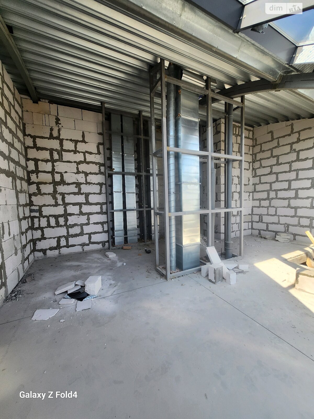 Продажа двухкомнатной квартиры в Киеве, на ул. Драгоманова 14Б, фото 1 Продажа двухкомнатной квартиры в Киеве, на ул. Драгоманова 14Б, фото 1