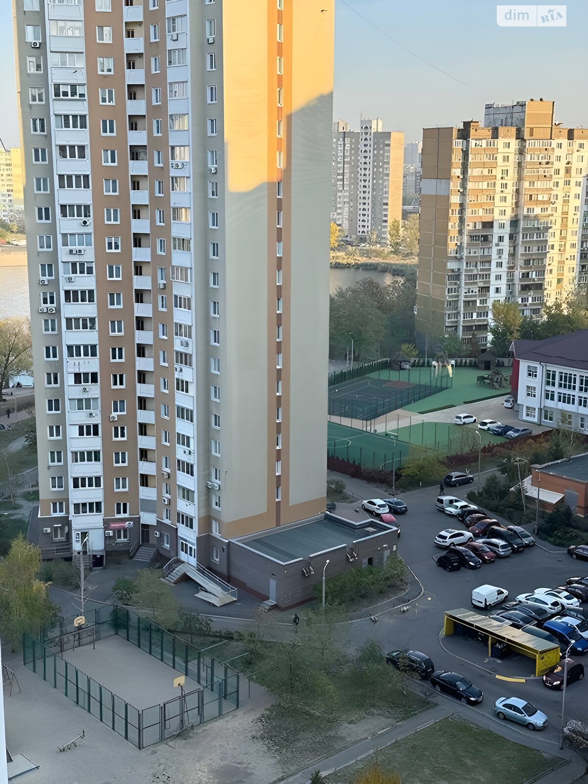 Продаж трикімнатної квартири в Києві, на вул. Драгоманова 1К, фото 1 Продаж трикімнатної квартири в Києві, на вул. Драгоманова 1К, фото 1