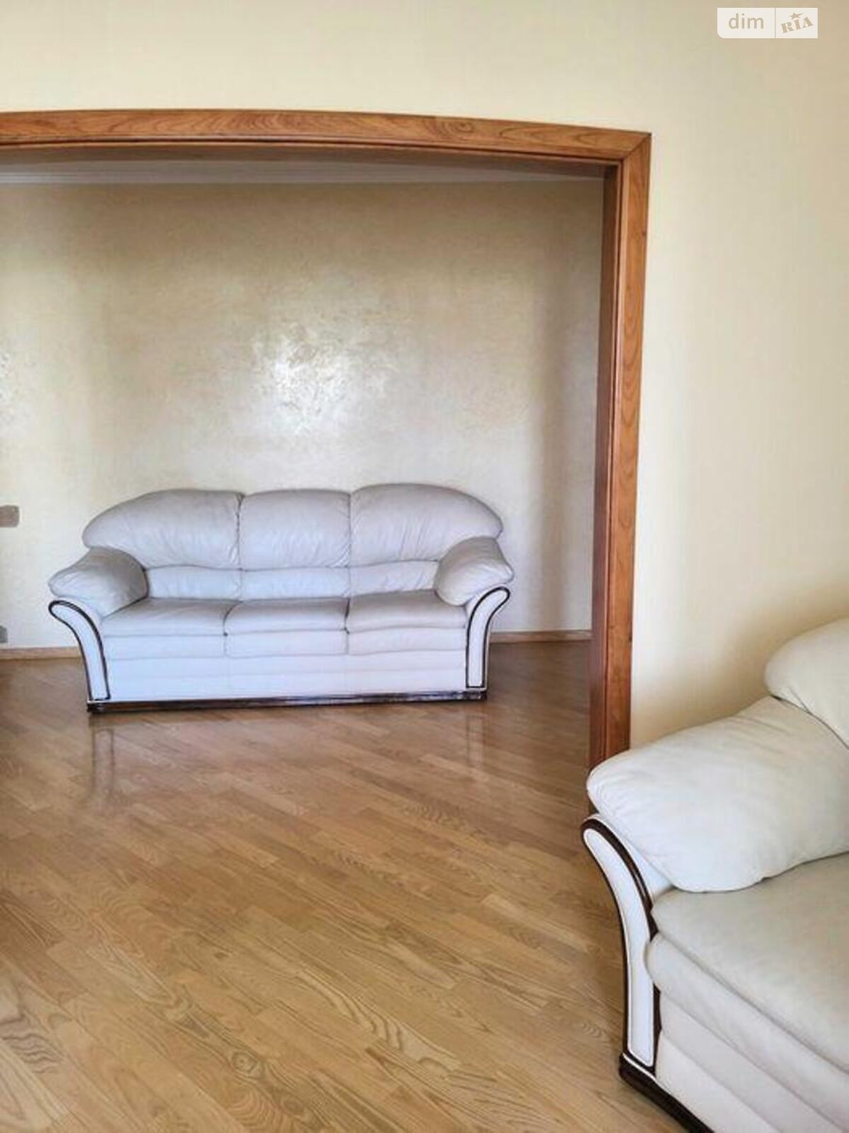 Продажа трехкомнатной квартиры в Киеве, на ул. Драгоманова 17, фото 1 Продажа трехкомнатной квартиры в Киеве, на ул. Драгоманова 17, фото 1