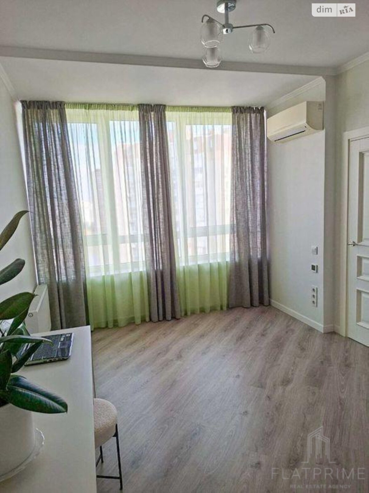 Продажа двухкомнатной квартиры в Киеве, на ул. Драгоманова 2, фото 1