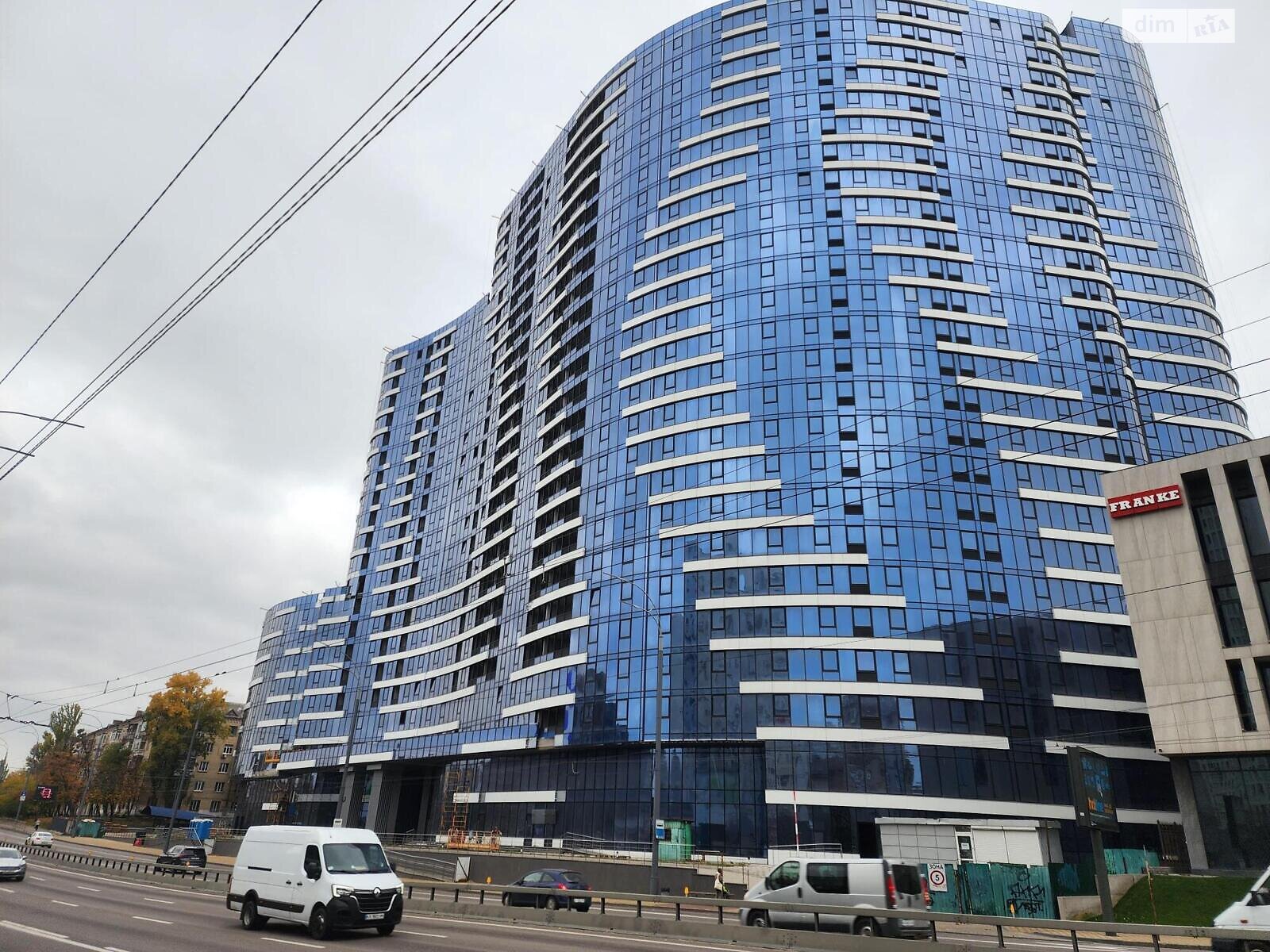 Продажа трехкомнатной квартиры в Киеве, на бул. Николая Михновского 13А, фото 1 Продажа трехкомнатной квартиры в Киеве, на бул. Николая Михновского 13А, фото 1