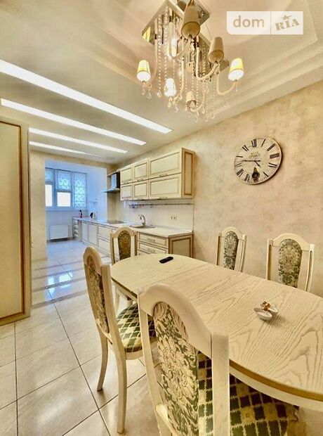 Продаж трикімнатної квартири в Києві на вул. Алма-Атинська 37б район ДВРЗ фото 1 Продаж трикімнатної квартири в Києві на вул. Алма-Атинська 37б район ДВРЗ фото 1