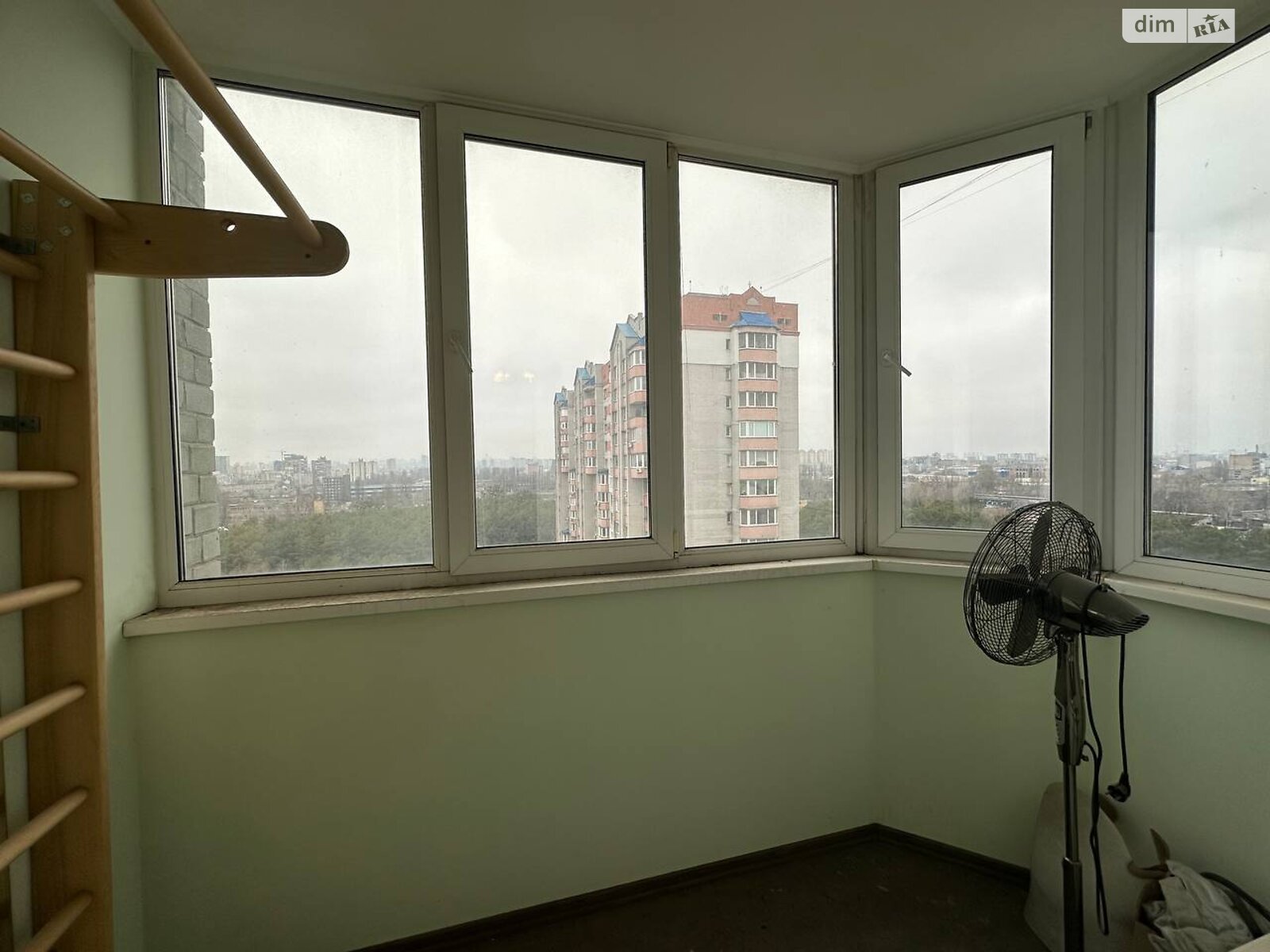 Продаж двокімнатної квартири в Києві, на вул. Алматинська 41Б, район ДВРЗ фото 1 Продаж двокімнатної квартири в Києві, на вул. Алматинська 41Б, район ДВРЗ фото 1