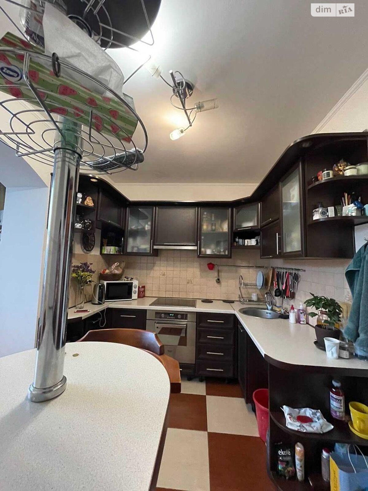 Продаж трикімнатної квартири в Києві, на вул. Алматинська 39Е, район ДВРЗ фото 1 Продаж трикімнатної квартири в Києві, на вул. Алматинська 39Е, район ДВРЗ фото 1