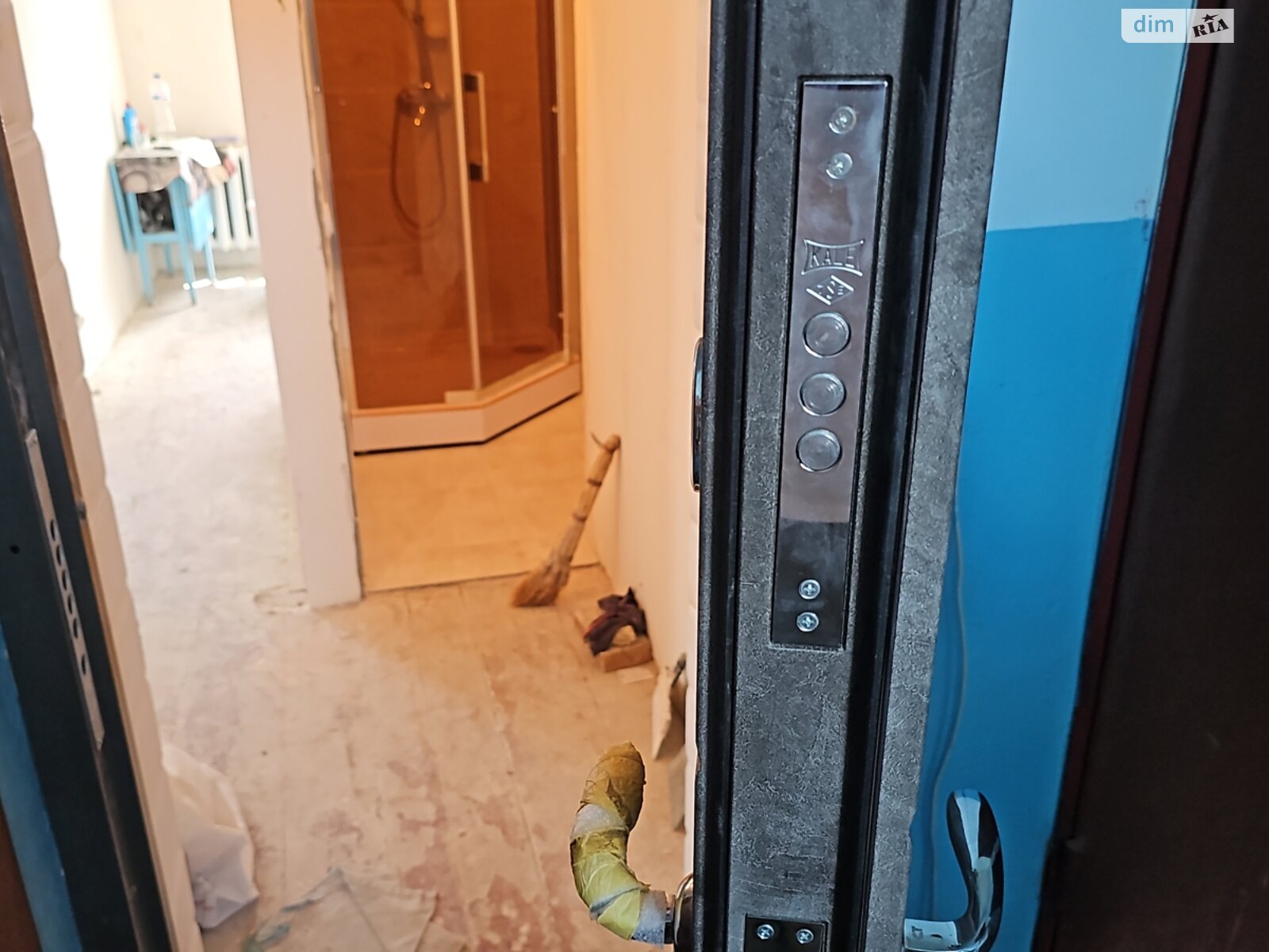 Продажа двухкомнатной квартиры в Киеве, на ул. Алматинская 89А, район ДВРЗ фото 1 Продажа двухкомнатной квартиры в Киеве, на ул. Алматинская 89А, район ДВРЗ фото 1