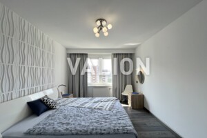 Продаж трикімнатної квартири в Києві, на вул. Макаренка (ДВРЗ) 1А, район ДВРЗ фото 2