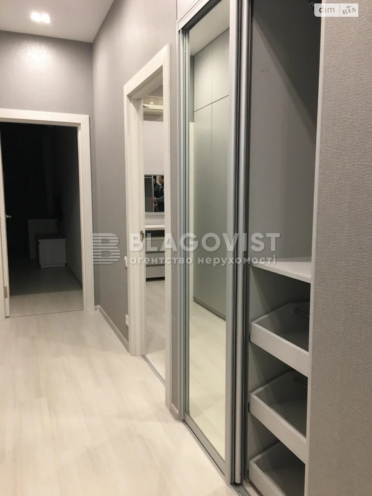 Продажа трехкомнатной квартиры в Киеве, на ул. Эспланадная 30, фото 1 Продажа трехкомнатной квартиры в Киеве, на ул. Эспланадная 30, фото 1