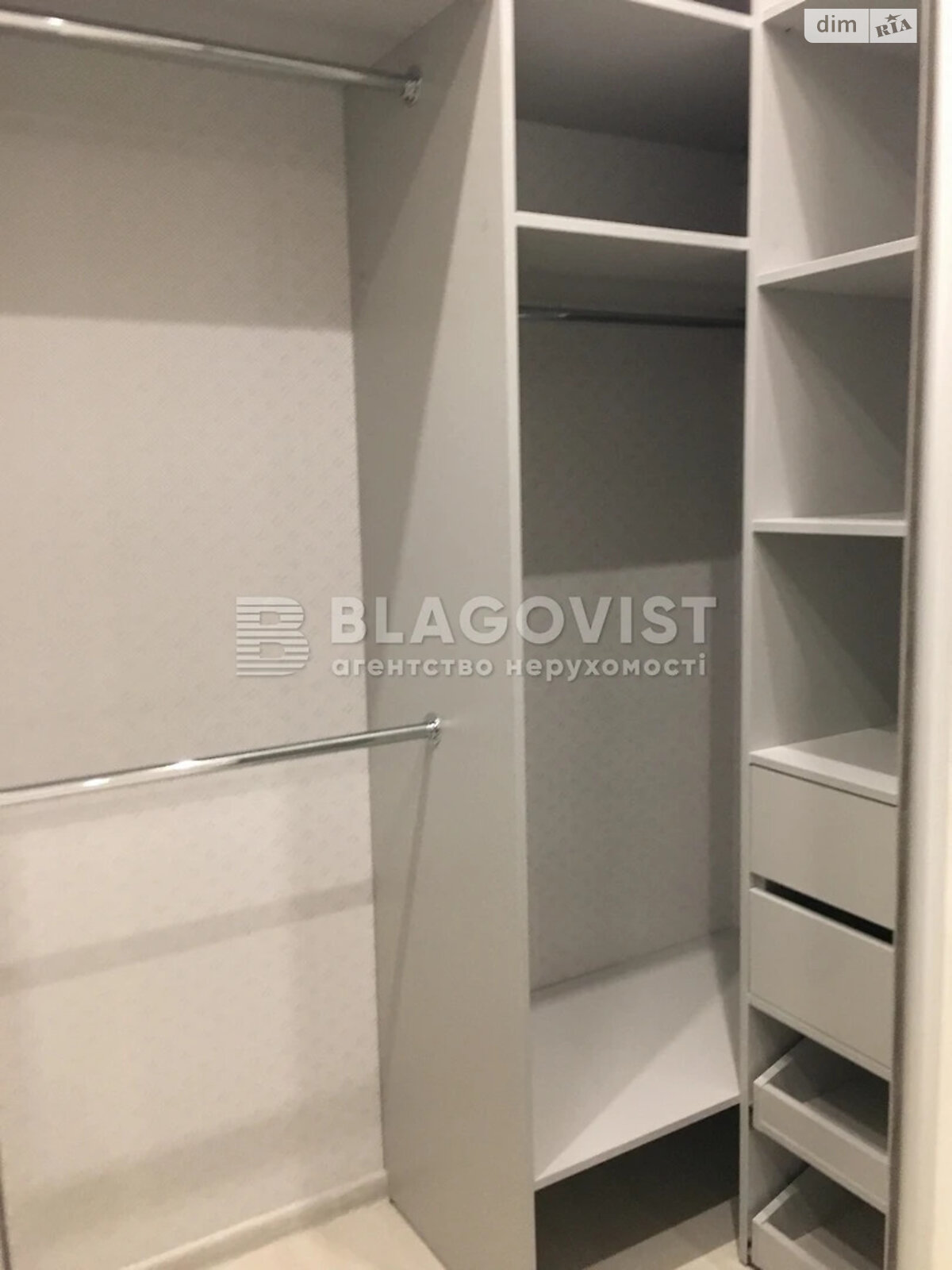 Продажа трехкомнатной квартиры в Киеве, на ул. Эспланадная 30, фото 1 Продажа трехкомнатной квартиры в Киеве, на ул. Эспланадная 30, фото 1