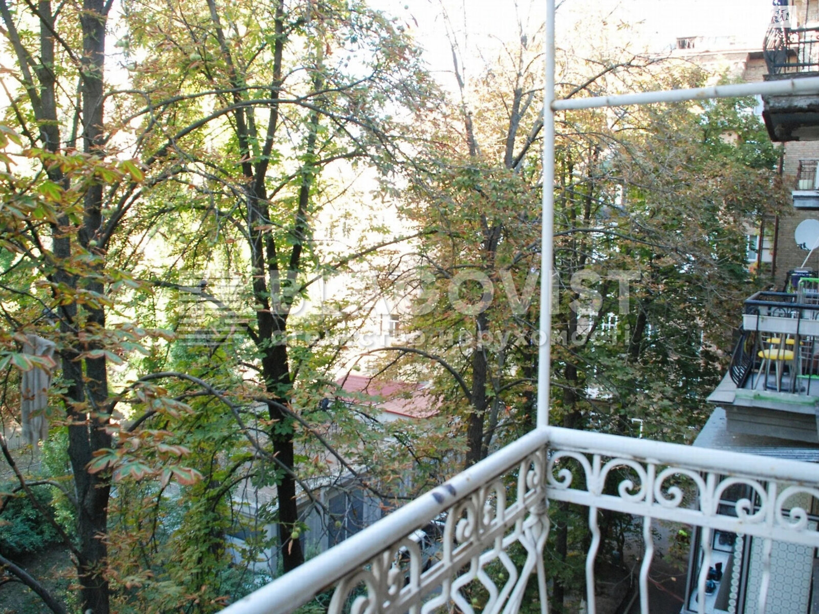 Продаж двокімнатної квартири в Києві, на вул. Євгена Чикаленка 2-4/7, фото 1 Продаж двокімнатної квартири в Києві, на вул. Євгена Чикаленка 2-4/7, фото 1