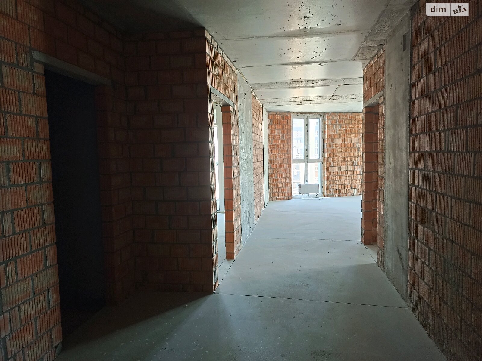 Продажа четырехкомнатной квартиры в Киеве, на ул. Евгения Маланюка 101, фото 1 Продажа четырехкомнатной квартиры в Киеве, на ул. Евгения Маланюка 101, фото 1