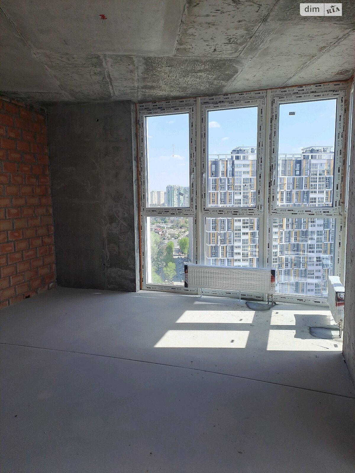 Продаж трикімнатної квартири в Києві, на вул. Євгена Маланюка 101, фото 1 Продаж трикімнатної квартири в Києві, на вул. Євгена Маланюка 101, фото 1