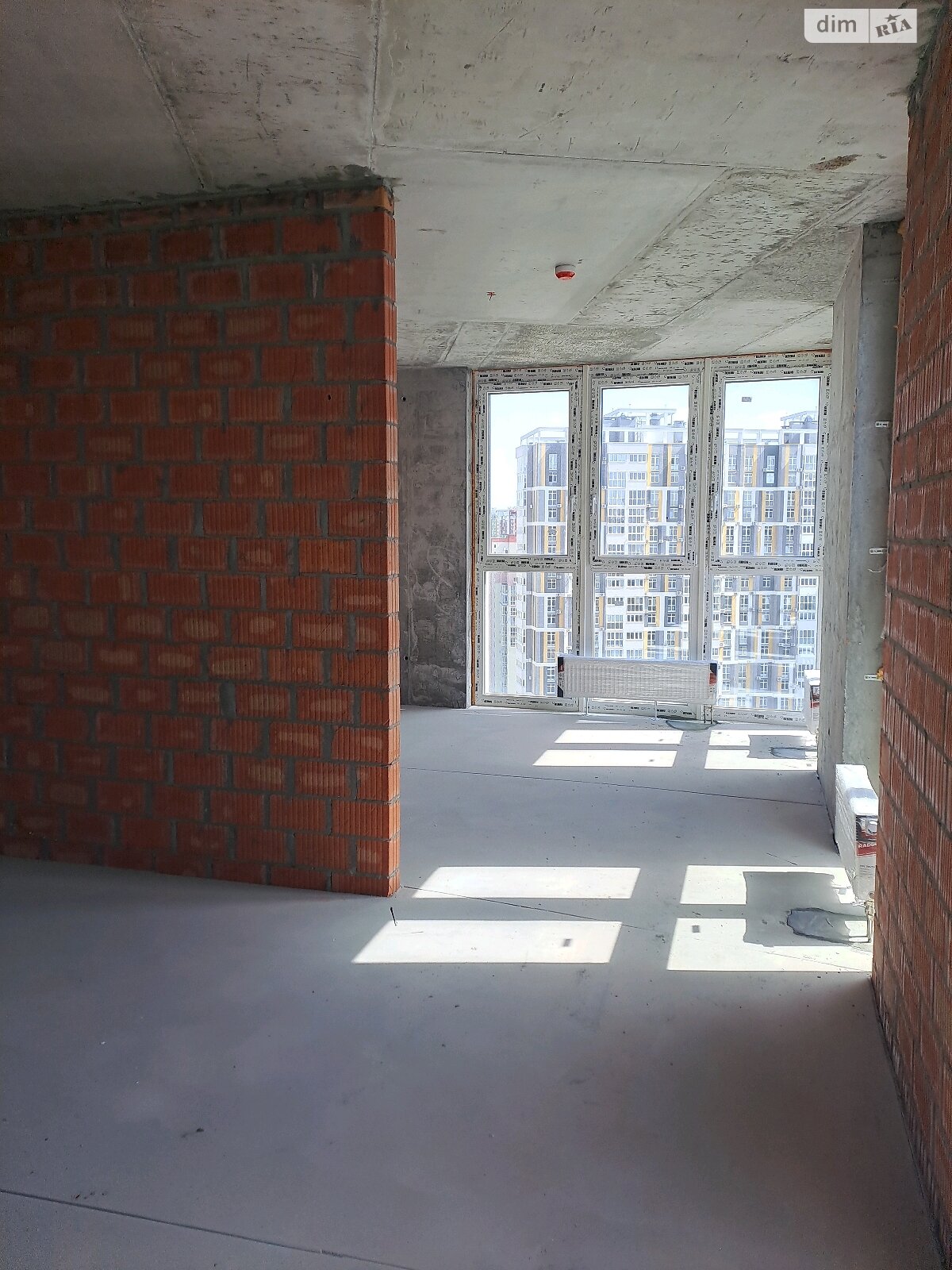 Продаж трикімнатної квартири в Києві, на вул. Євгена Маланюка 101, фото 1 Продаж трикімнатної квартири в Києві, на вул. Євгена Маланюка 101, фото 1