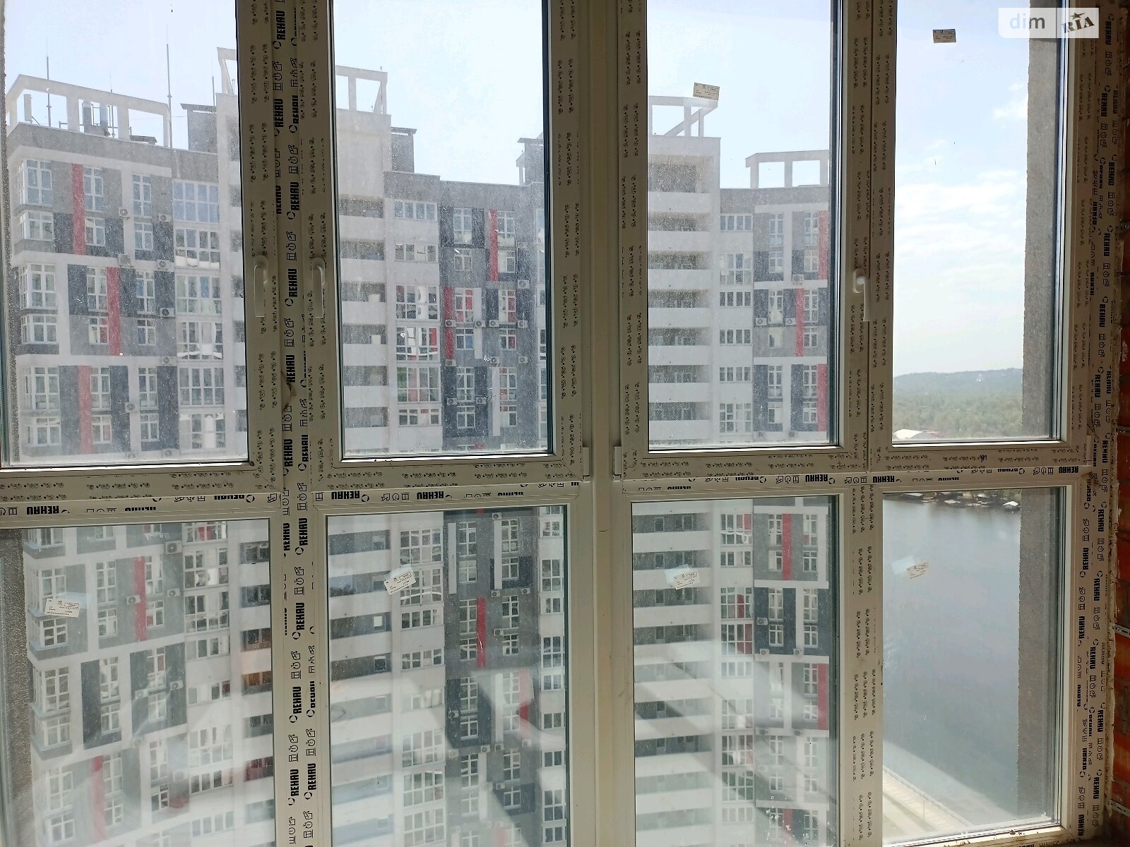 Продаж однокімнатної квартири в Києві, на вул. Євгена Маланюка 101, фото 1 Продаж однокімнатної квартири в Києві, на вул. Євгена Маланюка 101, фото 1