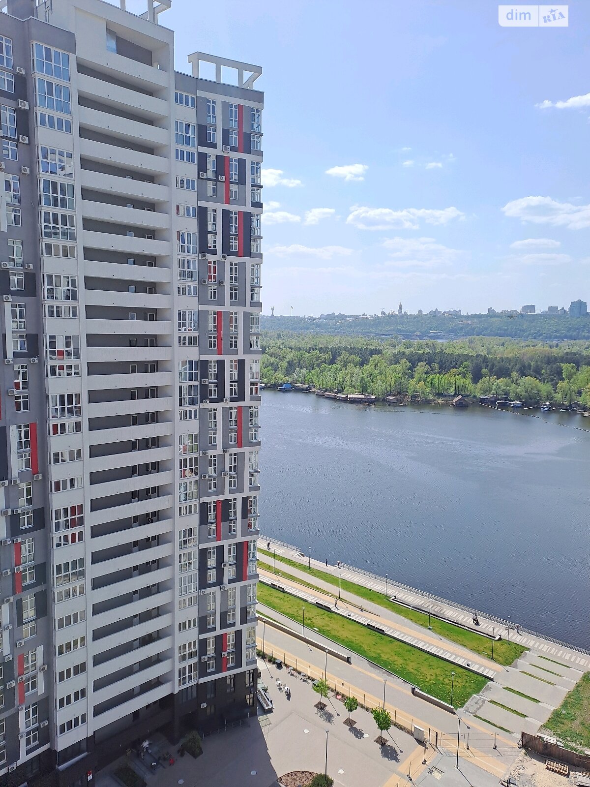 Продаж трикімнатної квартири в Києві, на вул. Євгена Маланюка 101, фото 1 Продаж трикімнатної квартири в Києві, на вул. Євгена Маланюка 101, фото 1