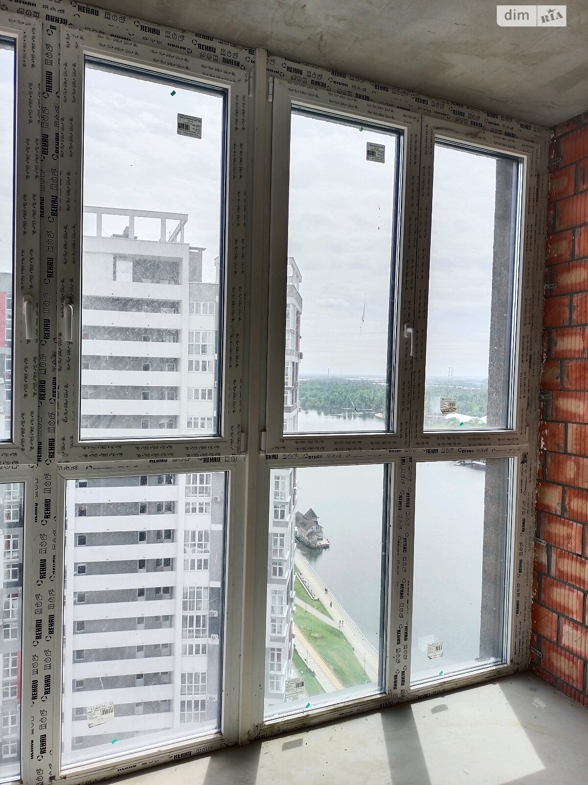 Продажа однокомнатной квартиры в Киеве, на ул. Евгения Маланюка 101, фото 1 Продажа однокомнатной квартиры в Киеве, на ул. Евгения Маланюка 101, фото 1