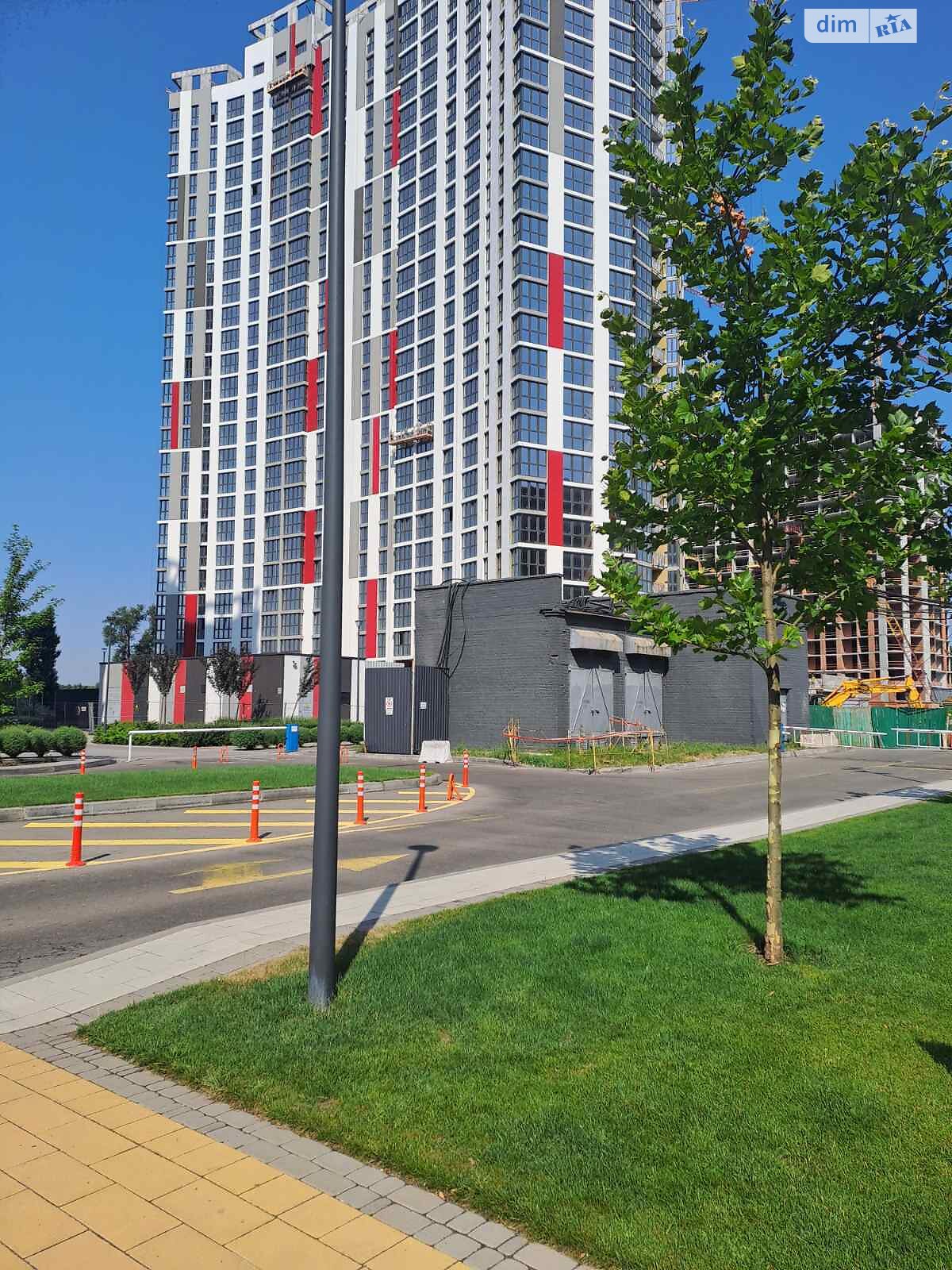 Продажа трехкомнатной квартиры в Киеве, на ул. Евгения Маланюка 101, фото 1 Продажа трехкомнатной квартиры в Киеве, на ул. Евгения Маланюка 101, фото 1