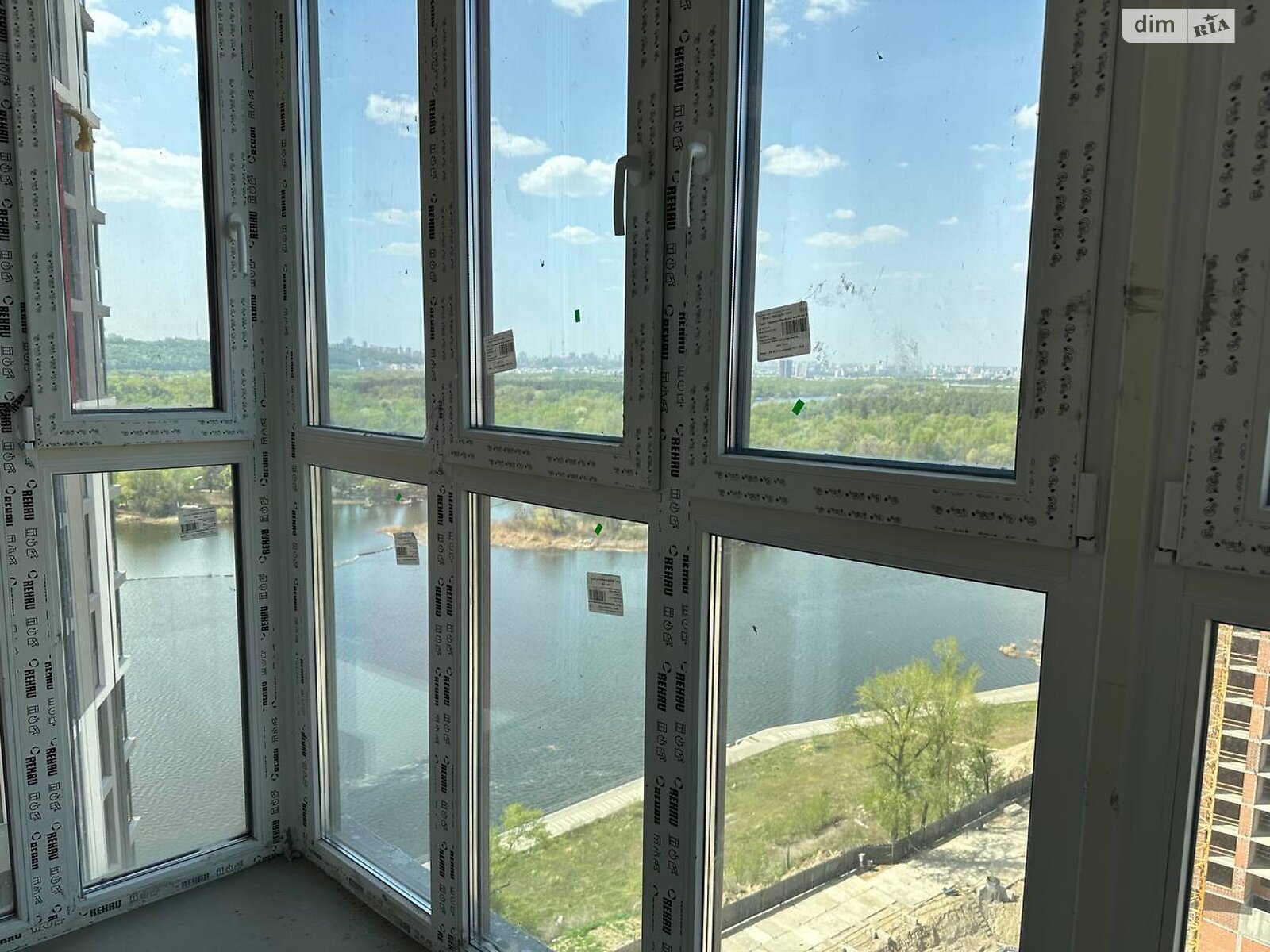 Продажа двухкомнатной квартиры в Киеве, на ул. Евгения Маланюка 101, фото 1 Продажа двухкомнатной квартиры в Киеве, на ул. Евгения Маланюка 101, фото 1