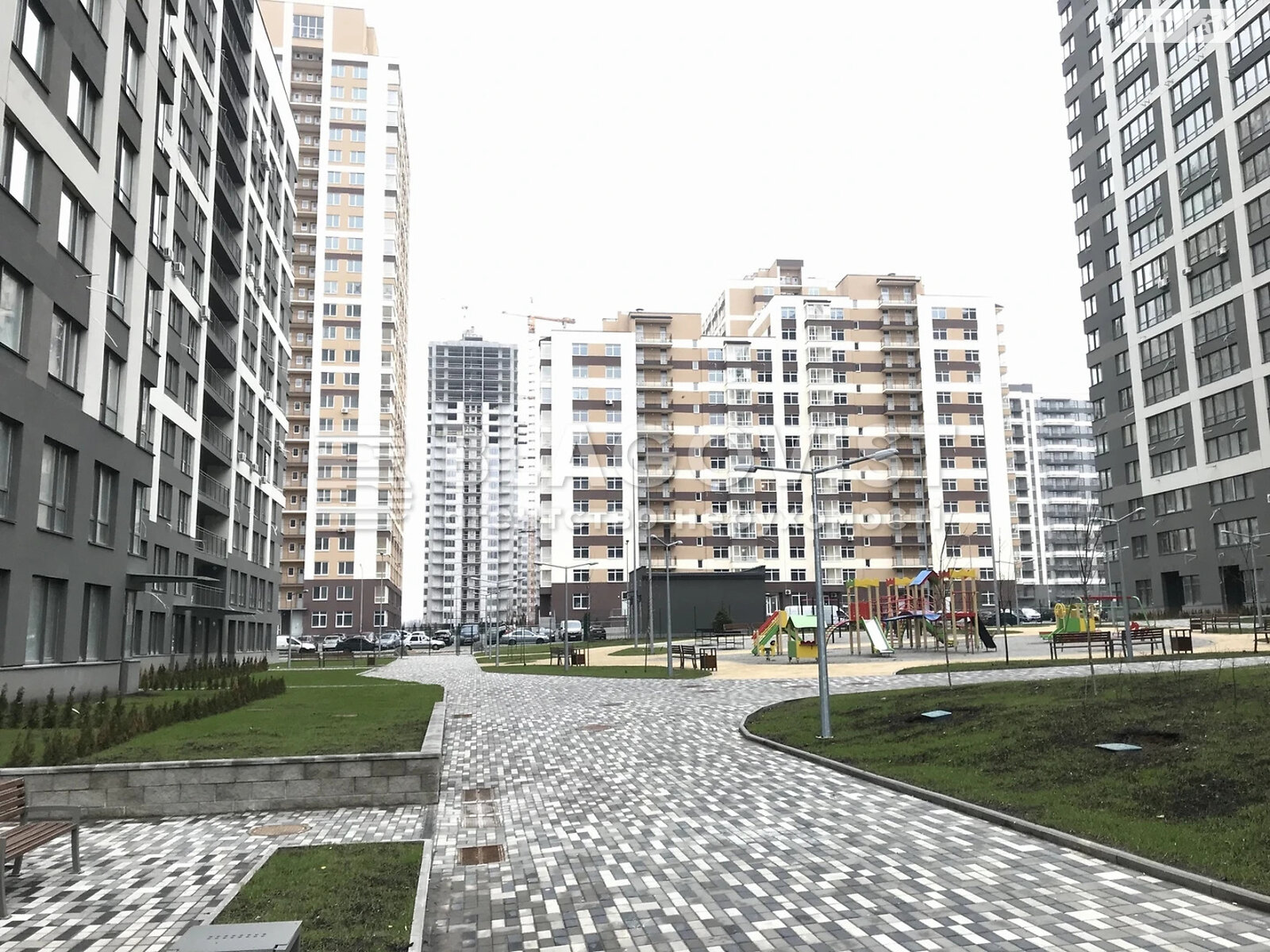 Продажа двухкомнатной квартиры в Киеве, на просп. Европейского Союза 41А, фото 1 Продажа двухкомнатной квартиры в Киеве, на просп. Европейского Союза 41А, фото 1