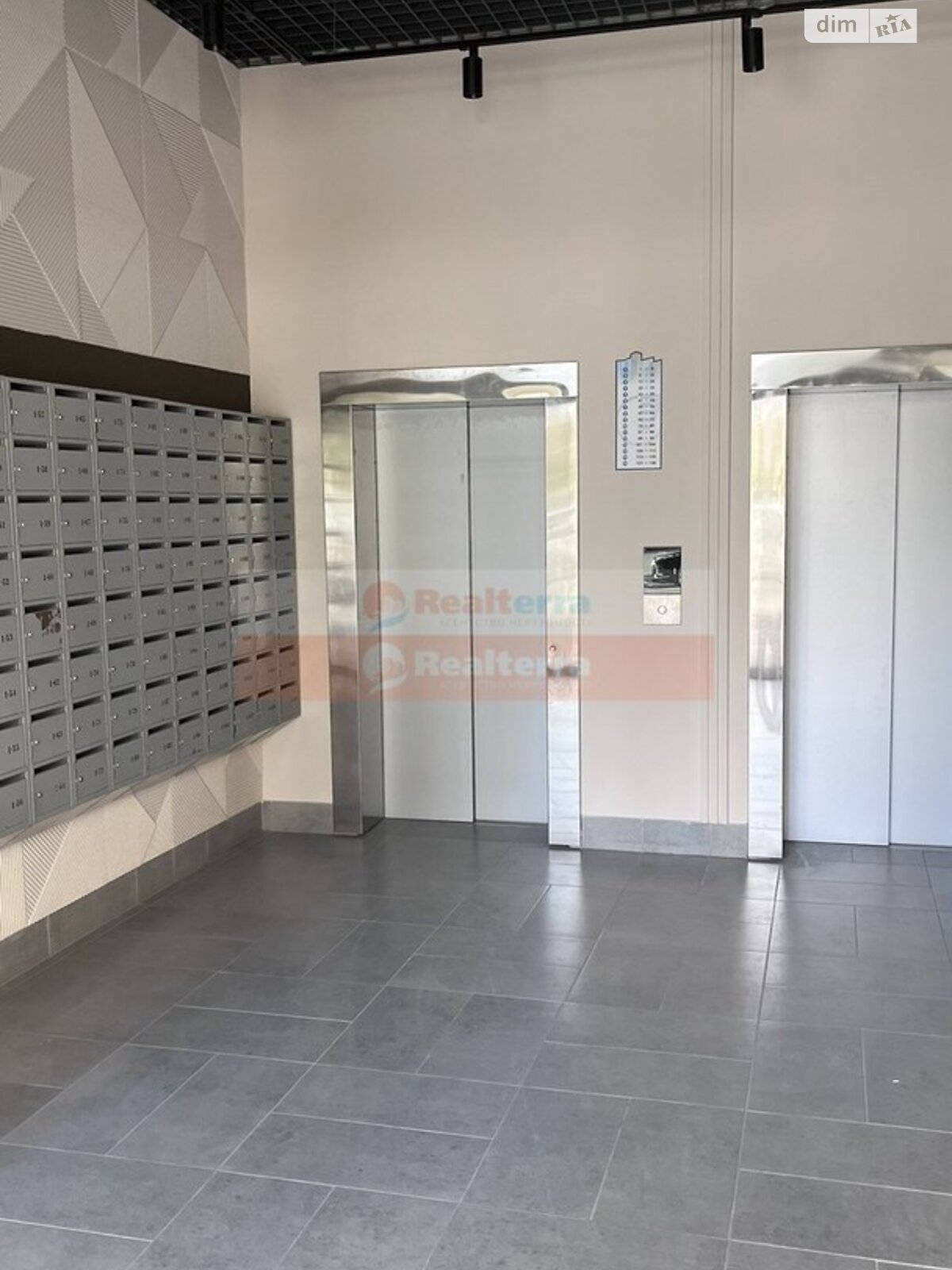Продаж двокімнатної квартири в Києві, на вул. Академіка Заболотного 148В, район Феофанія фото 1 Продаж двокімнатної квартири в Києві, на вул. Академіка Заболотного 148В, район Феофанія фото 1