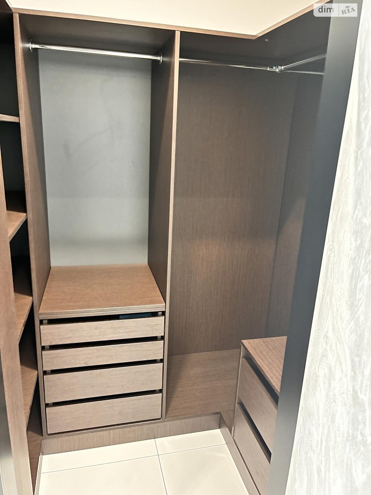 Продаж однокімнатної квартири в Києві, на вул. Академіка Заболотного 148В, район Феофанія фото 1 Продаж однокімнатної квартири в Києві, на вул. Академіка Заболотного 148В, район Феофанія фото 1