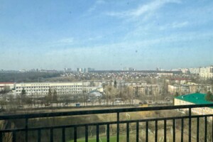 Продаж двокімнатної квартири в Києві, на вул. Академіка Заболотного 148, район Феофанія фото 2