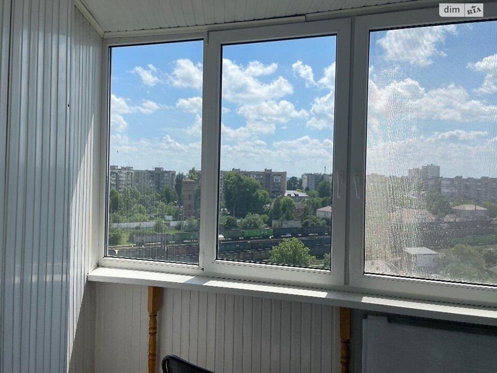 Продажа трехкомнатной квартиры в Киеве, на ул. Апрельская 15, район Феофания фото 1