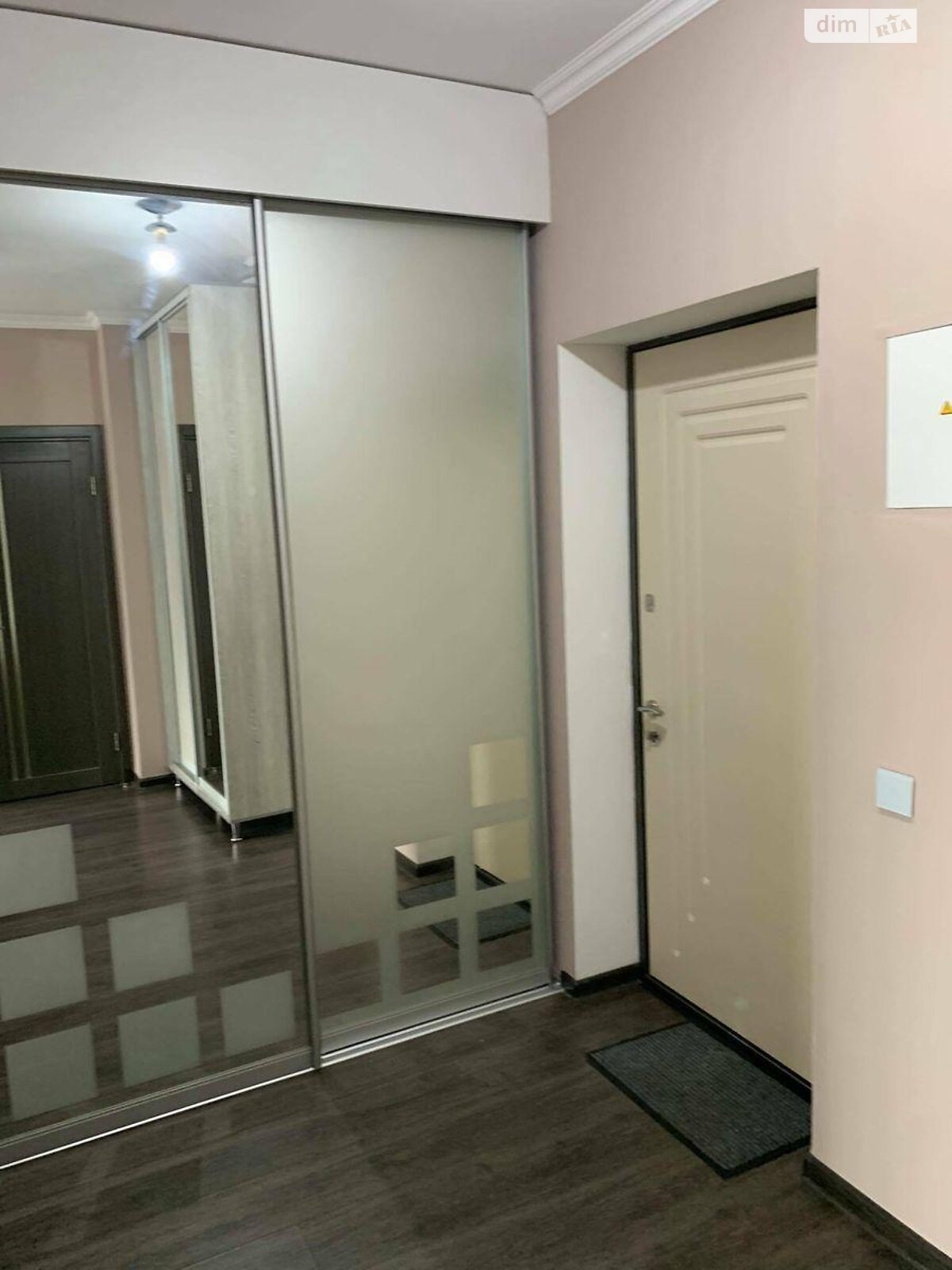 Продаж однокімнатної квартири в Києві, на вул. Метрологічна 111, район Феофанія фото 1 Продаж однокімнатної квартири в Києві, на вул. Метрологічна 111, район Феофанія фото 1