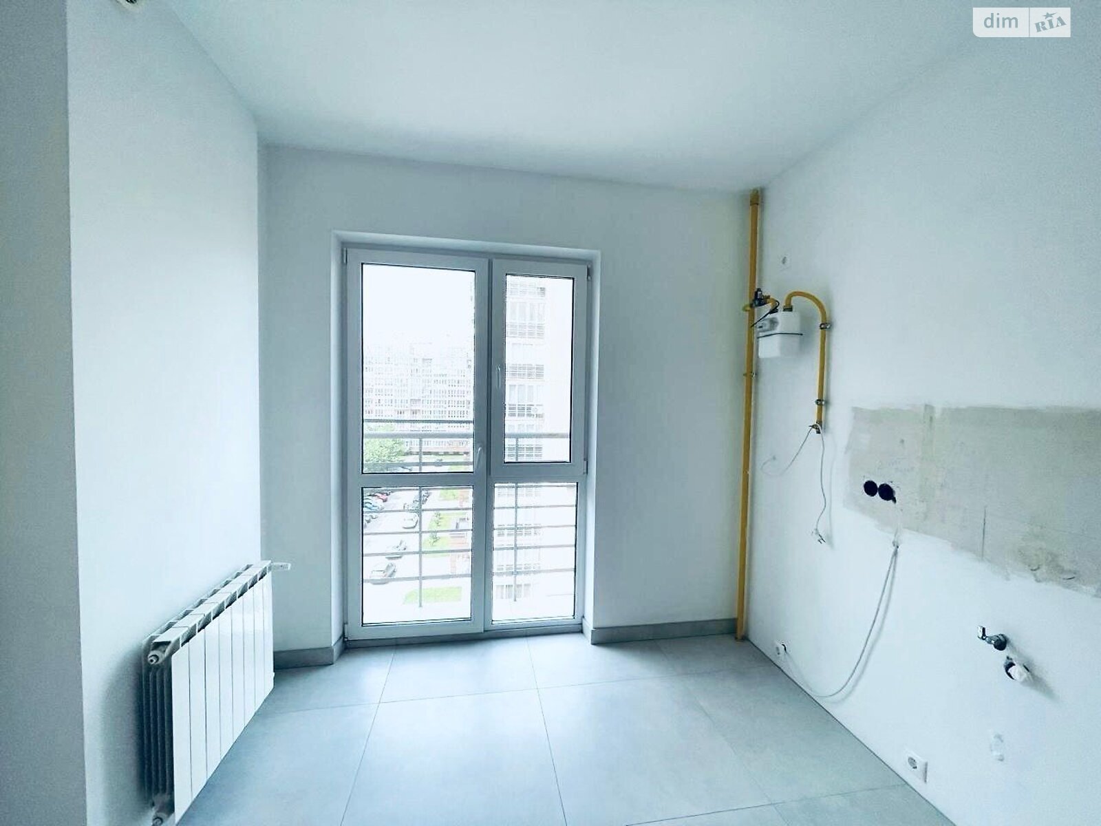 Продажа трехкомнатной квартиры в Киеве, на ул. Метрологическая 11А, район Феофания фото 1 Продажа трехкомнатной квартиры в Киеве, на ул. Метрологическая 11А, район Феофания фото 1