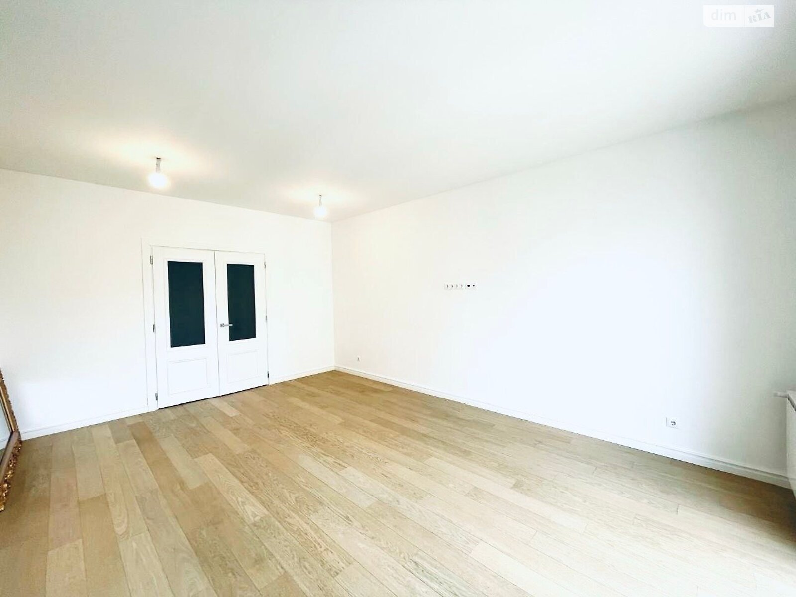 Продажа трехкомнатной квартиры в Киеве, на ул. Метрологическая 11А, район Феофания фото 1 Продажа трехкомнатной квартиры в Киеве, на ул. Метрологическая 11А, район Феофания фото 1
