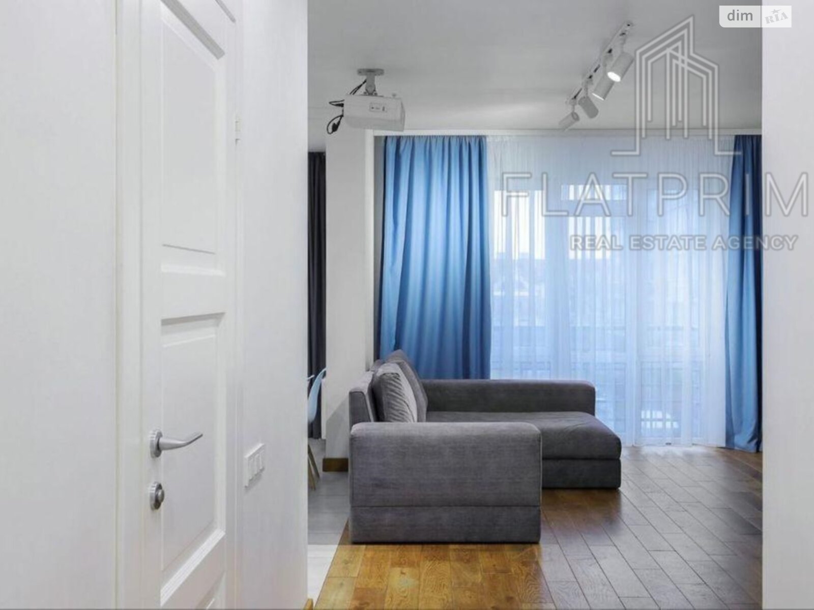 Продажа трехкомнатной квартиры в Киеве, на ул. Метрологическая 109А, район Феофания фото 1 Продажа трехкомнатной квартиры в Киеве, на ул. Метрологическая 109А, район Феофания фото 1