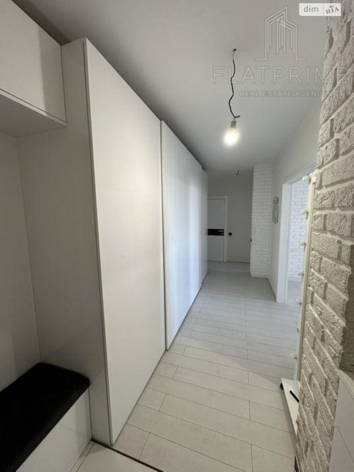 Продажа трехкомнатной квартиры в Киеве, на ул. Метрологическая 7А, район Феофания фото 1 Продажа трехкомнатной квартиры в Киеве, на ул. Метрологическая 7А, район Феофания фото 1