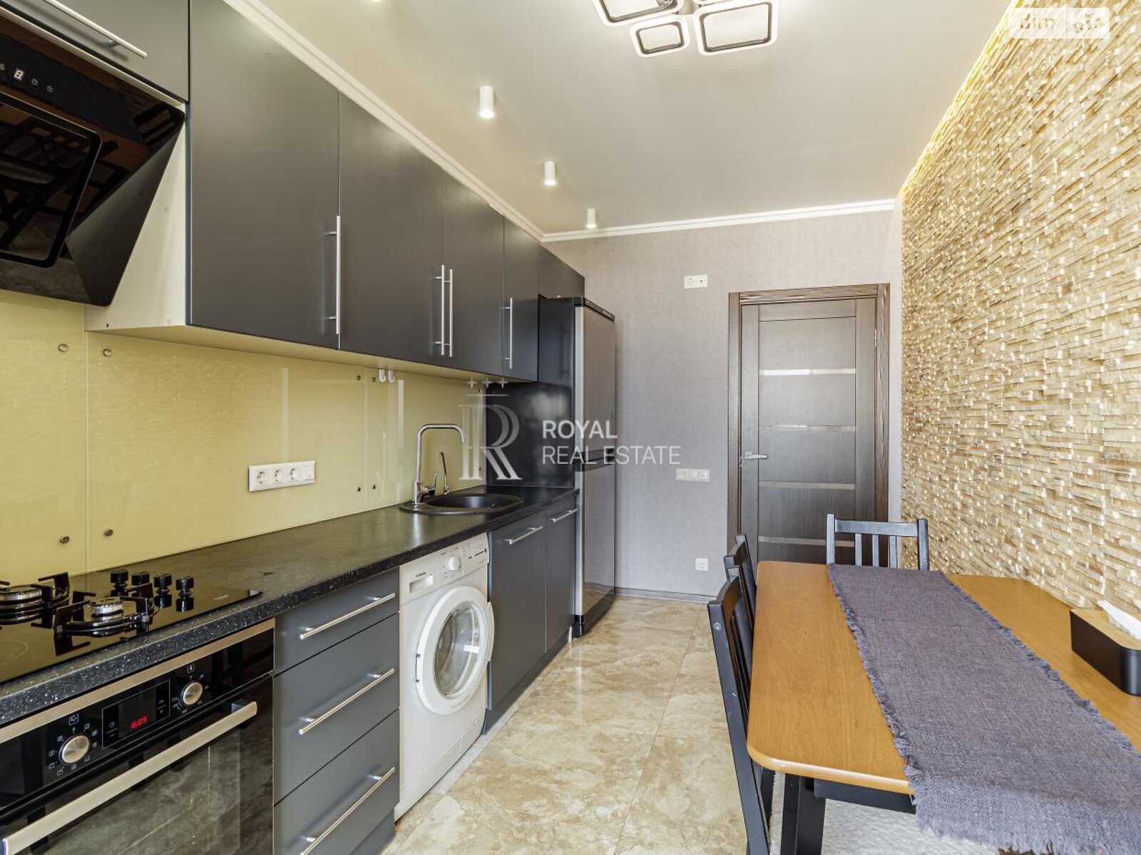 Продажа двухкомнатной квартиры в Киеве, на ул. Метрологическая 9В, район Феофания фото 1 Продажа двухкомнатной квартиры в Киеве, на ул. Метрологическая 9В, район Феофания фото 1