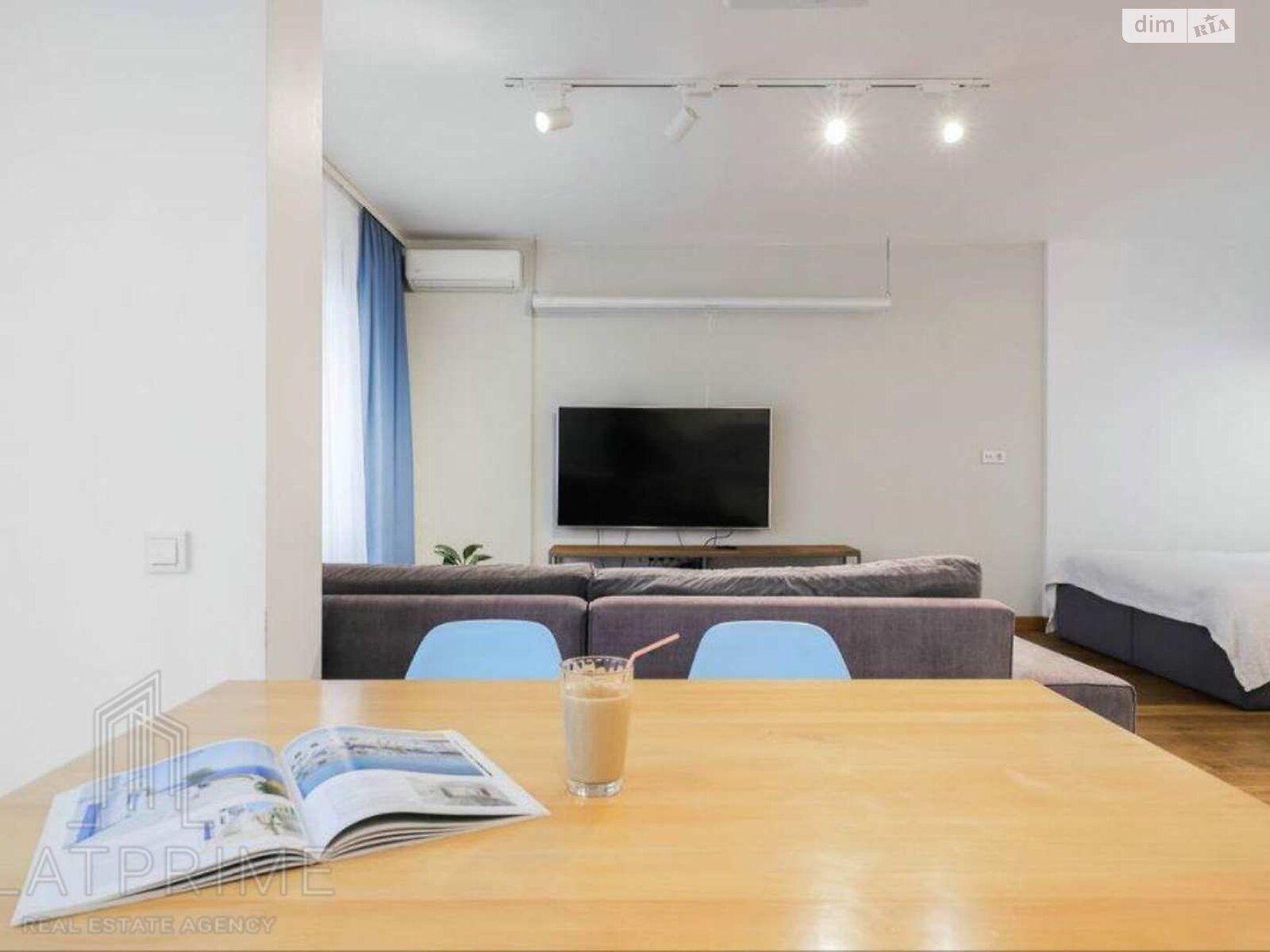Продажа трехкомнатной квартиры в Киеве, на ул. Метрологическая 109А, район Феофания фото 1 Продажа трехкомнатной квартиры в Киеве, на ул. Метрологическая 109А, район Феофания фото 1