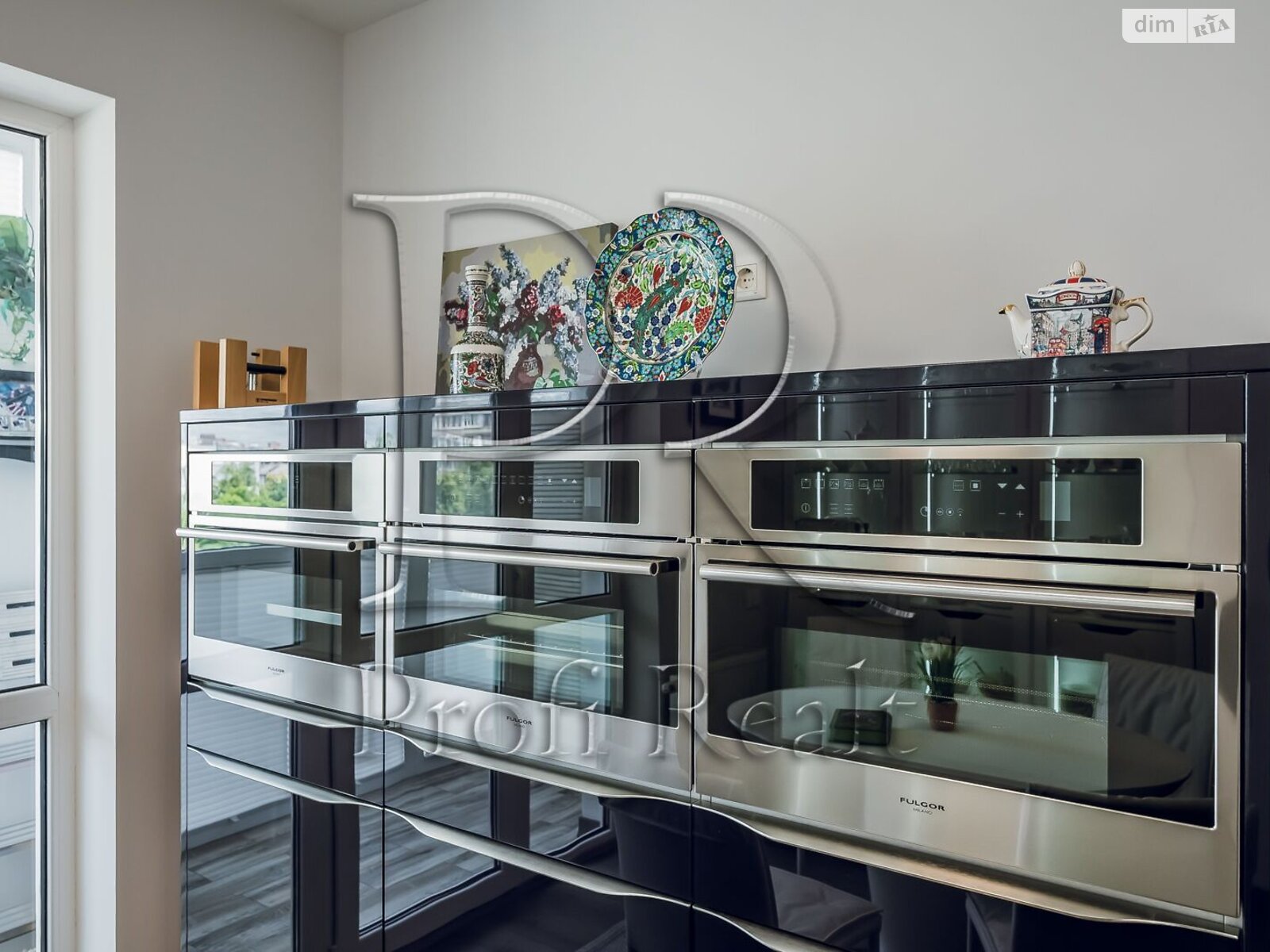 Продажа двухкомнатной квартиры в Киеве, на ул. Метрологическая 13, район Феофания фото 1 Продажа двухкомнатной квартиры в Киеве, на ул. Метрологическая 13, район Феофания фото 1