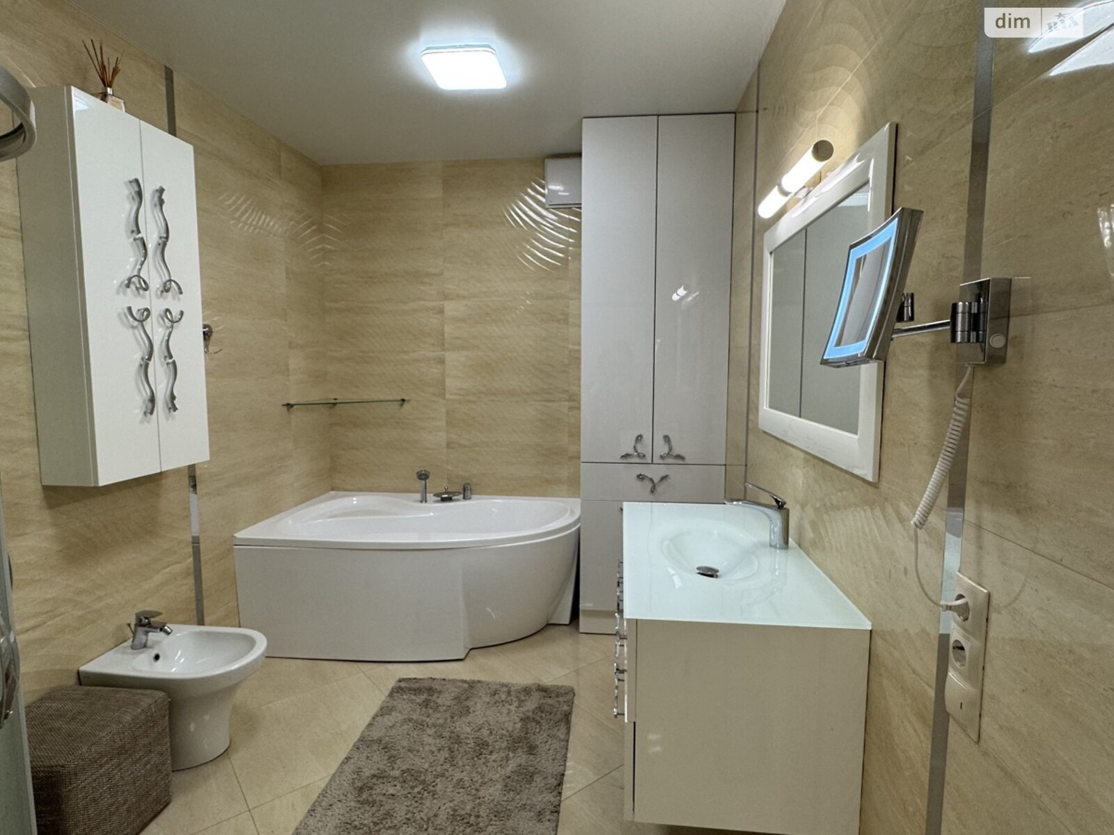 Продажа двухкомнатной квартиры в Киеве, на ул. Метрологическая 54, район Феофания фото 1 Продажа двухкомнатной квартиры в Киеве, на ул. Метрологическая 54, район Феофания фото 1