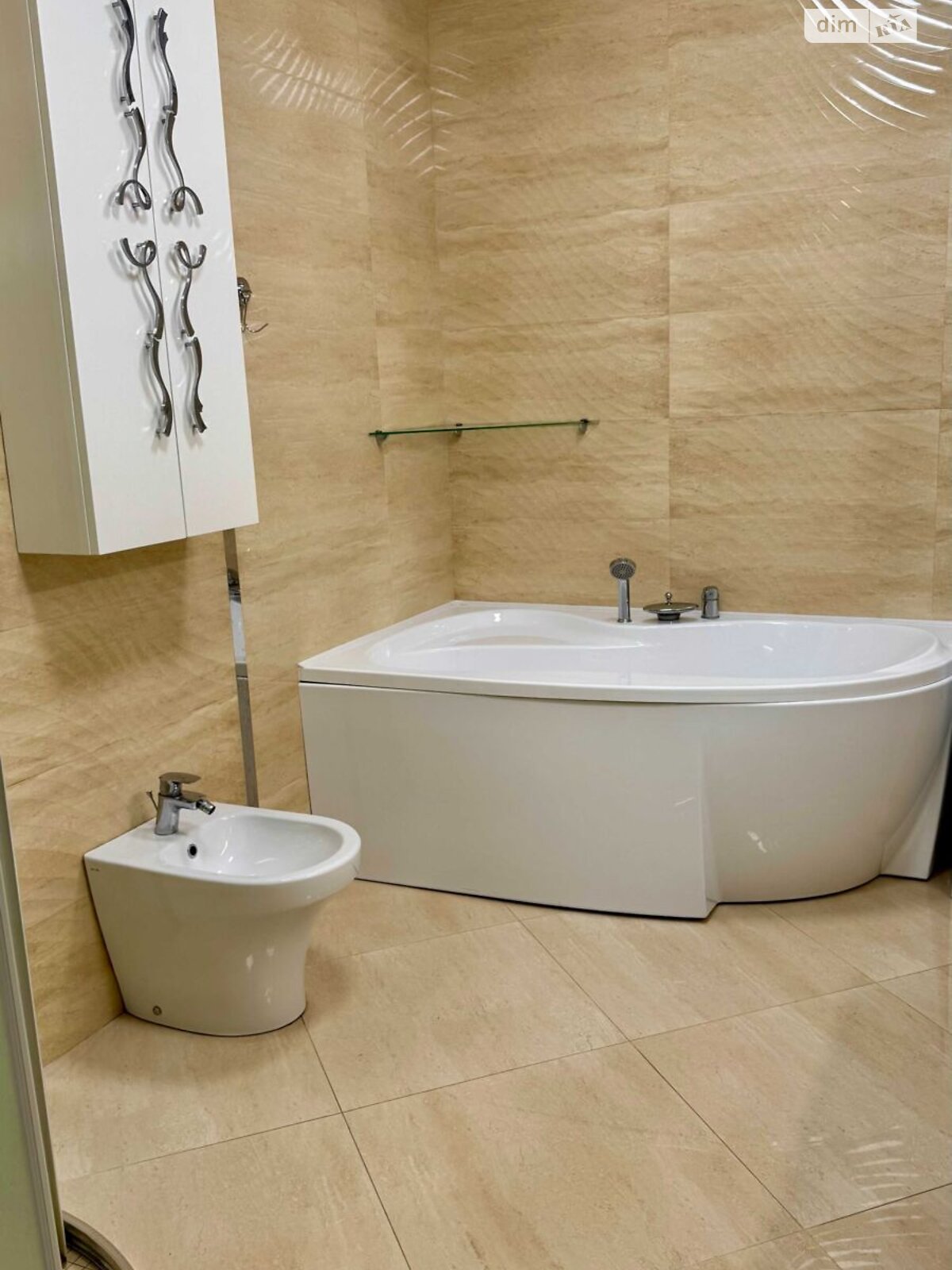 Продажа трехкомнатной квартиры в Киеве, на ул. Метрологическая 54, район Феофания фото 1