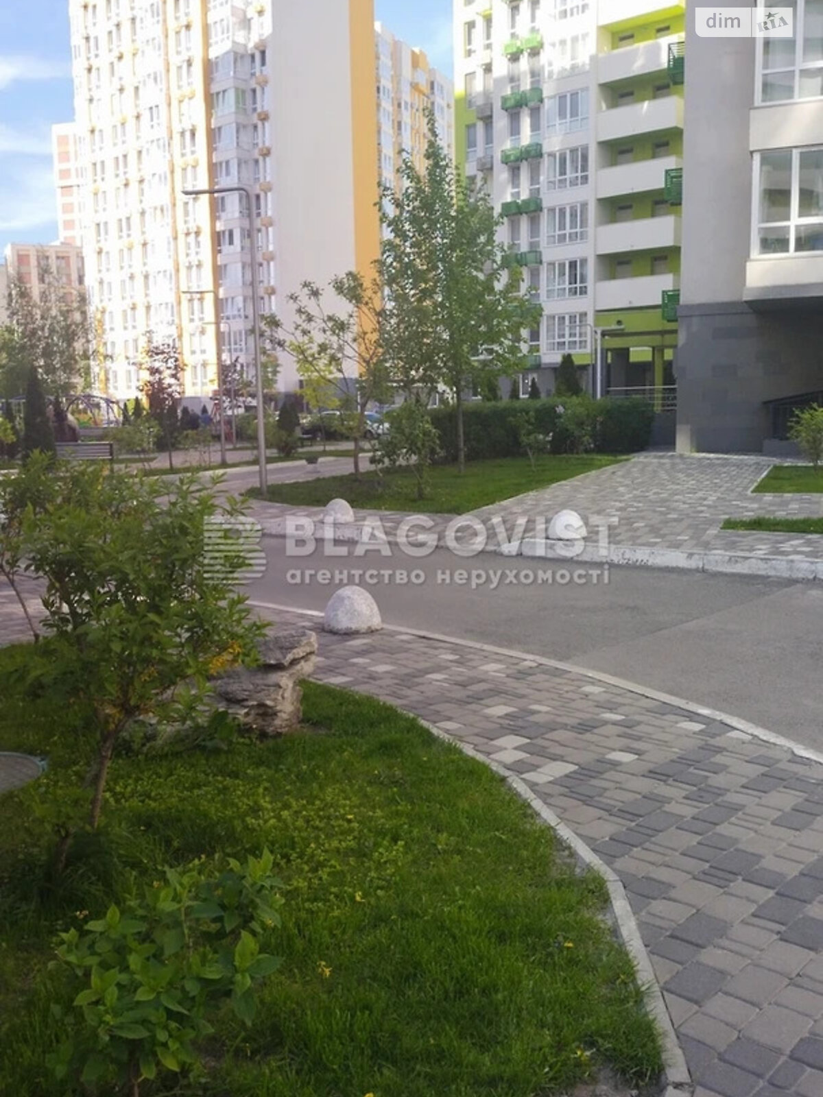Продажа двухкомнатной квартиры в Киеве, на ул. Бердника Олеся 1В, район Галаганы фото 1 Продажа двухкомнатной квартиры в Киеве, на ул. Бердника Олеся 1В, район Галаганы фото 1
