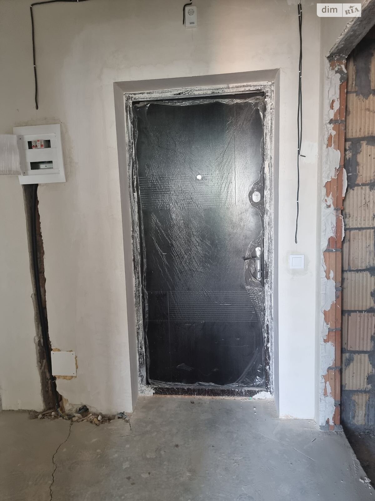 Продаж трикімнатної квартири в Києві, на вул. Бердника Олеся 1Д, район Ґалаґани фото 1 Продаж трикімнатної квартири в Києві, на вул. Бердника Олеся 1Д, район Ґалаґани фото 1
