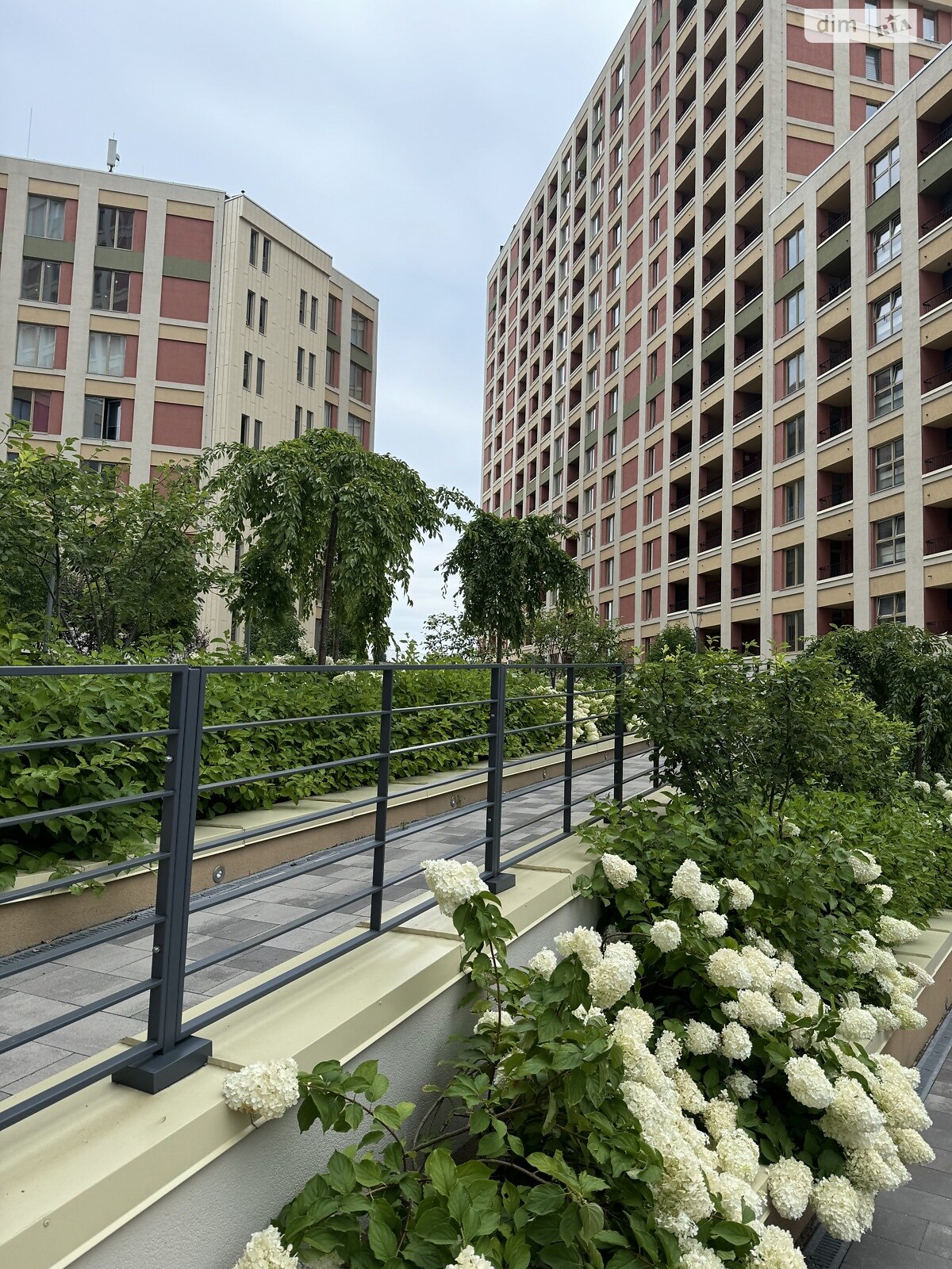 Продажа трехкомнатной квартиры в Киеве, на просп. Берестейский 67, район Галаганы фото 1 Продажа трехкомнатной квартиры в Киеве, на просп. Берестейский 67, район Галаганы фото 1